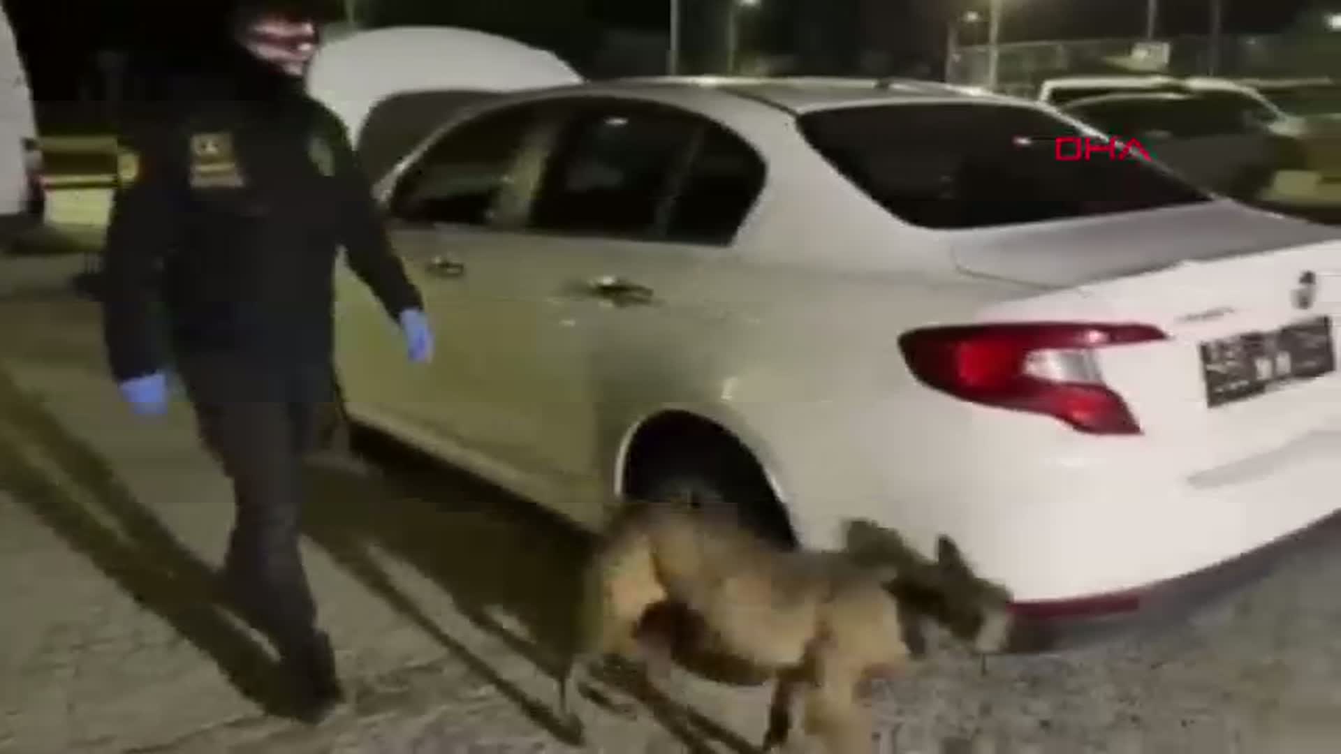 Afyonkarahisar'da Uyuşturucu Operasyonunda 3 Şahıs Tutuklandı