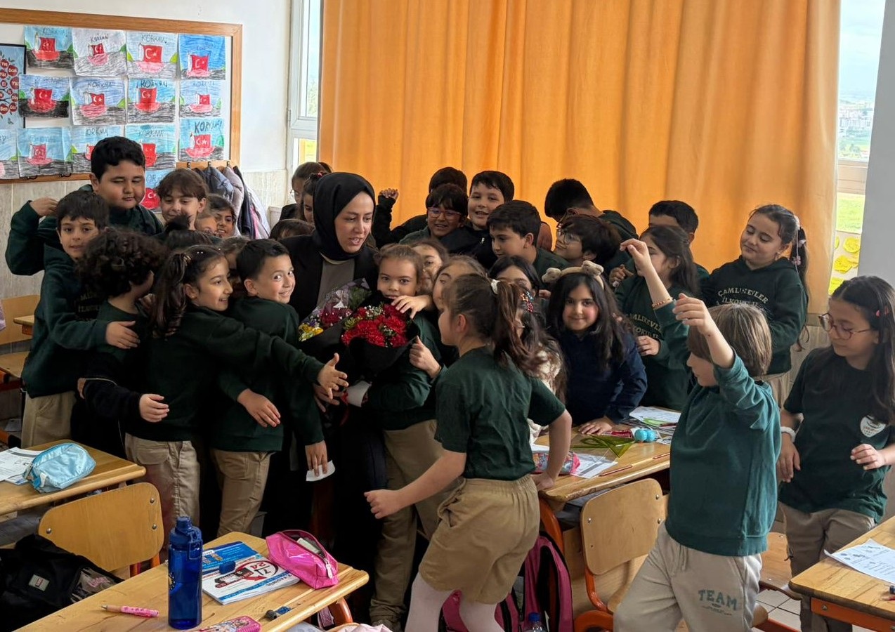 Öğrencilerden Öğretmenlerine Duygu Dolu Sevgi Mesajları