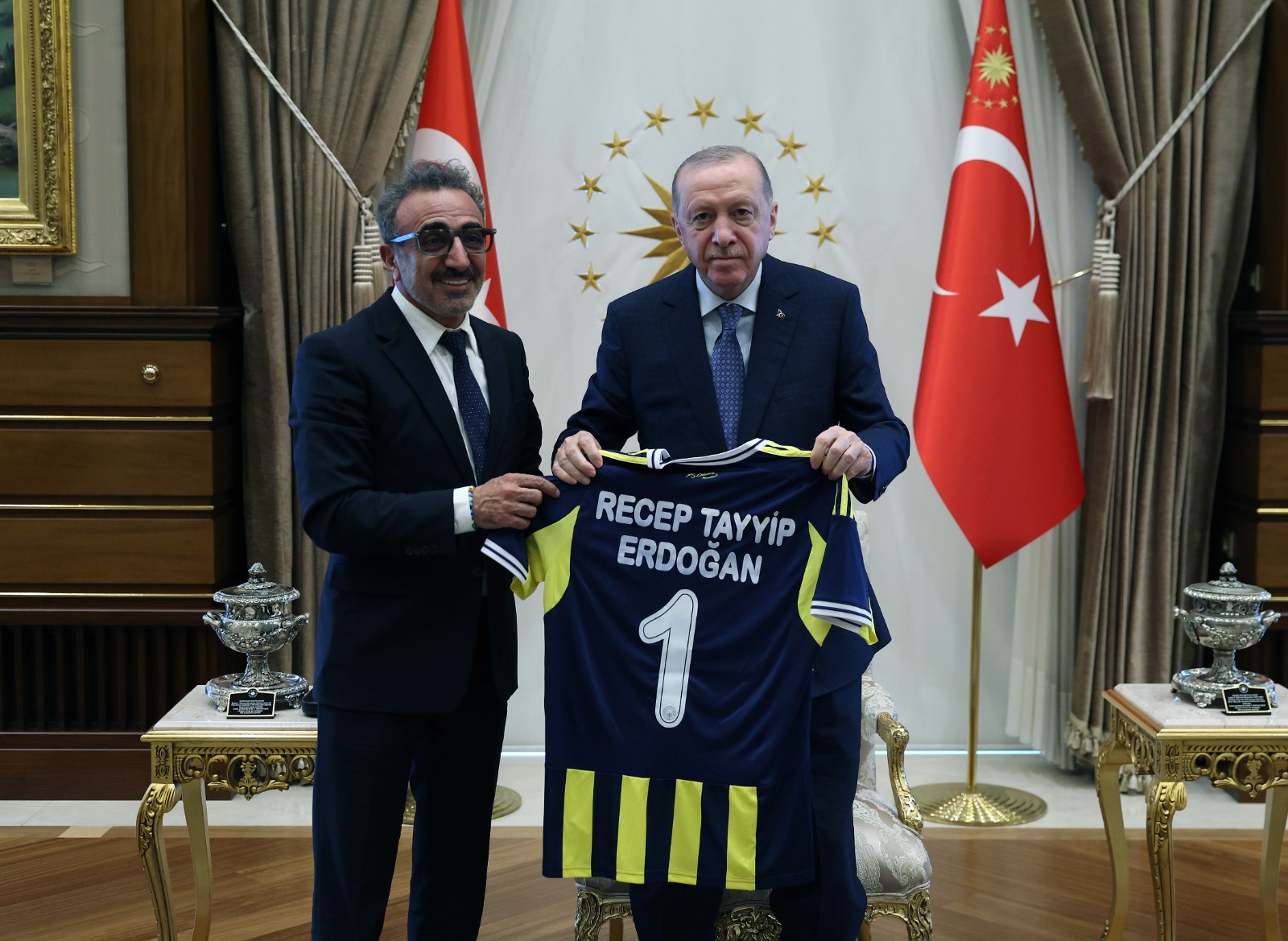 Cumhurbaşkanı Erdoğan, Hamdi Ulukaya ile bir araya geldi