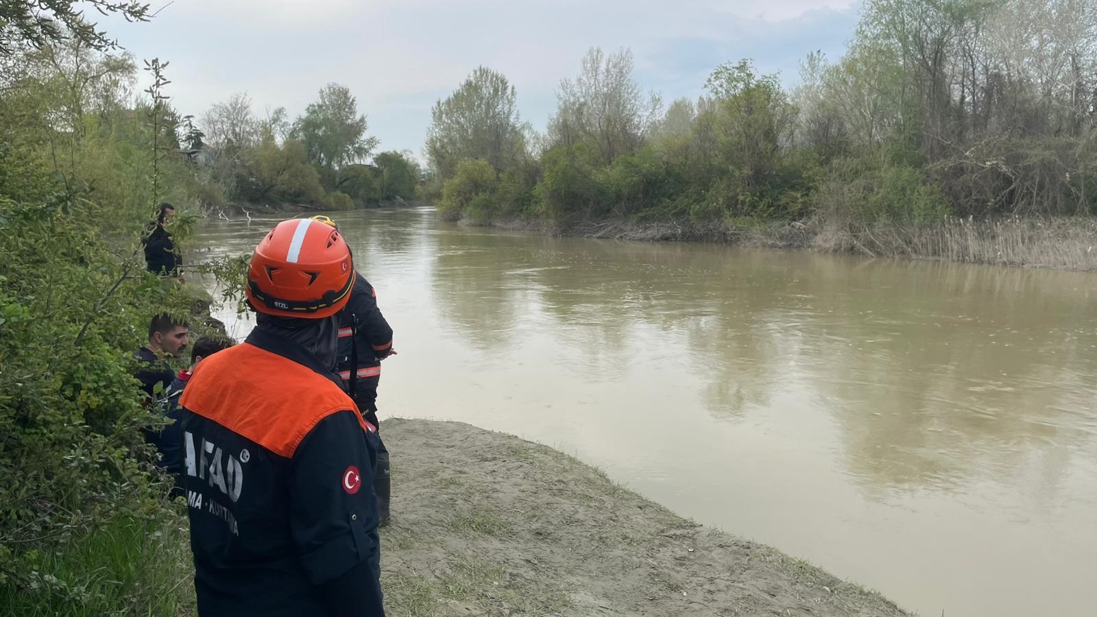 Sakarya Nehri'nde Kayıp Çocuk İçin Arama Faaliyetleri Başlatıldı