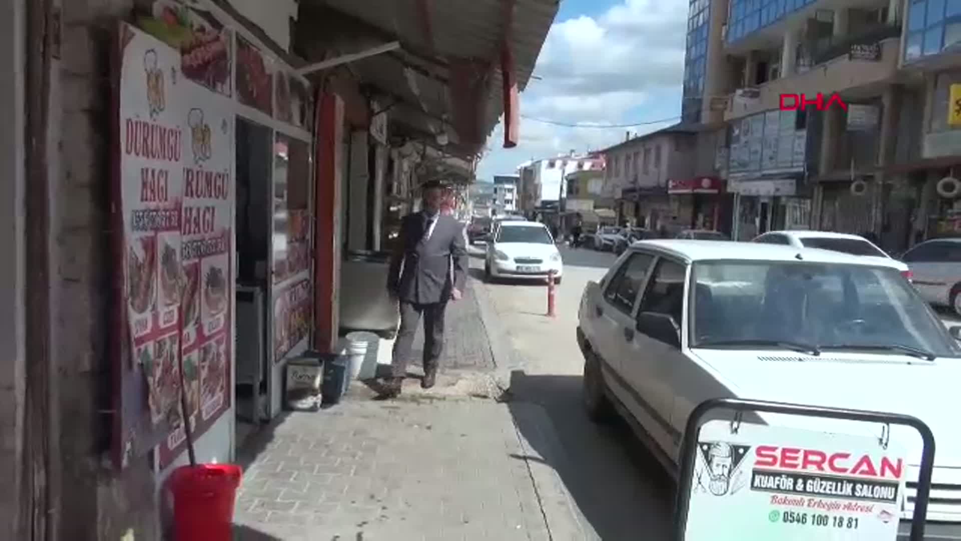 Reyhanlı'da Takım Elbiseli Berber Dönemi