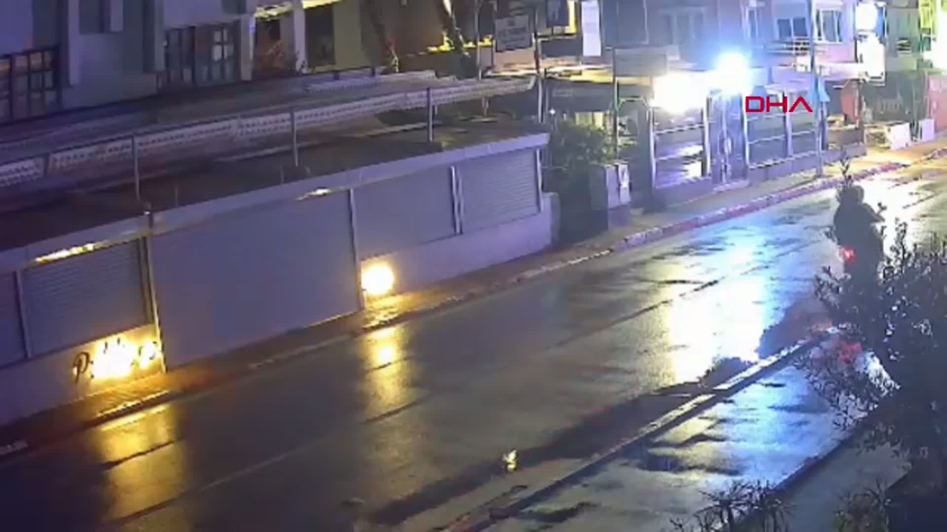 Antalya'da İş Yeri Kurşunlama Paniği: 4 Şüpheli Tutuklandı
