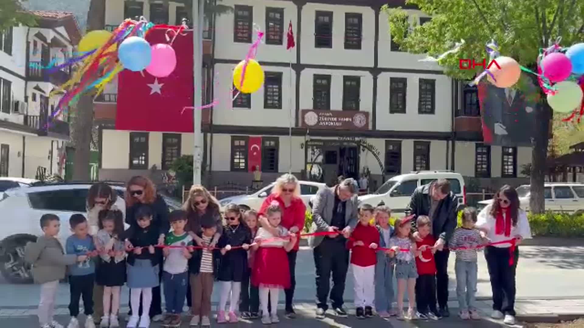Amasya'da Minik Ressamlardan Geri Dönüşümün Yıldızlaştığı 23 Nisan Sergisi