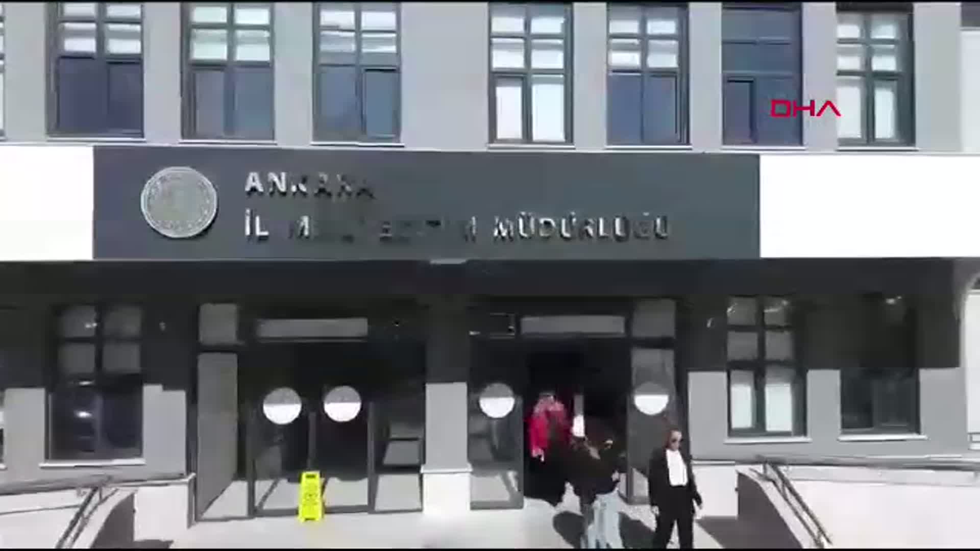 Ankara'da 'Mutluluğu Taşıyan Sınıf' Dezavantajlı Öğrencilerle Buluştu