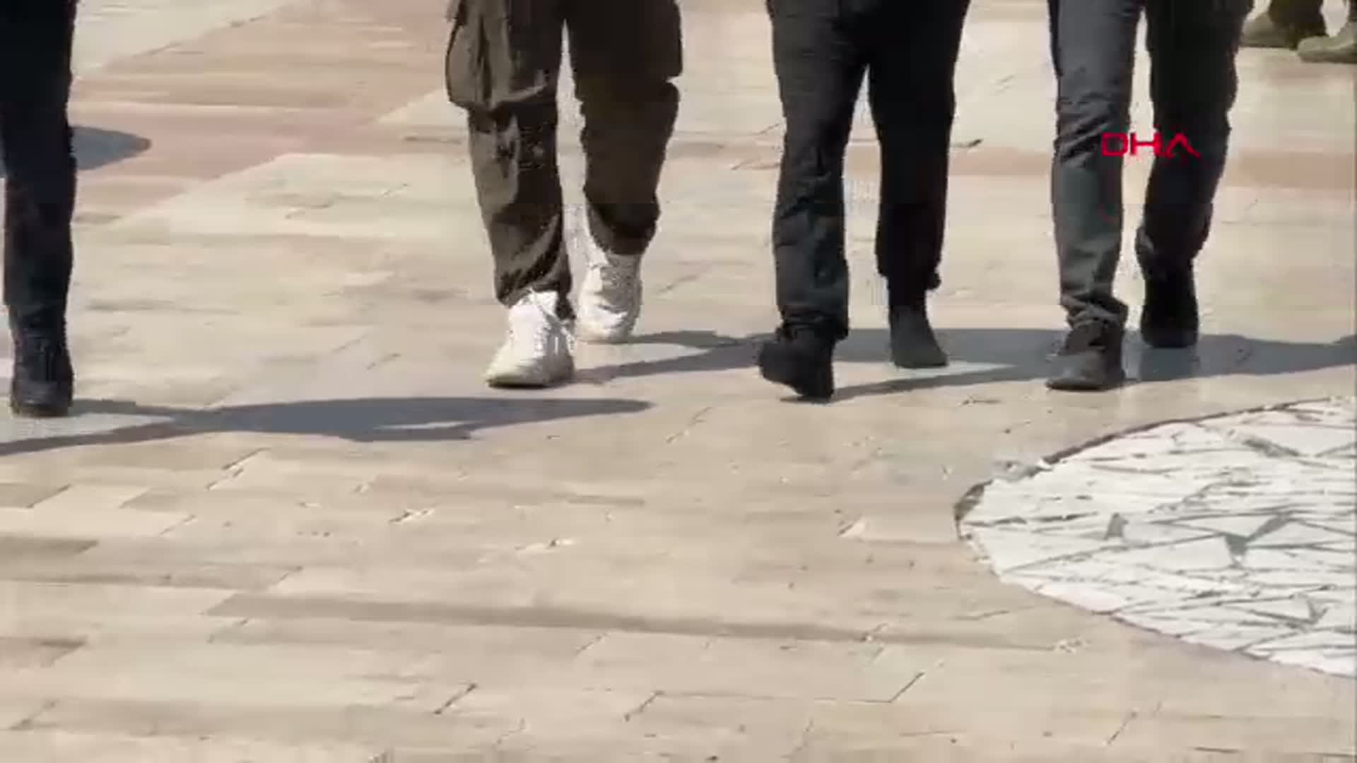 Ayakkabılarını Unutup Kaçtı: Aydın'da Firari Hükümlü Yakalandı