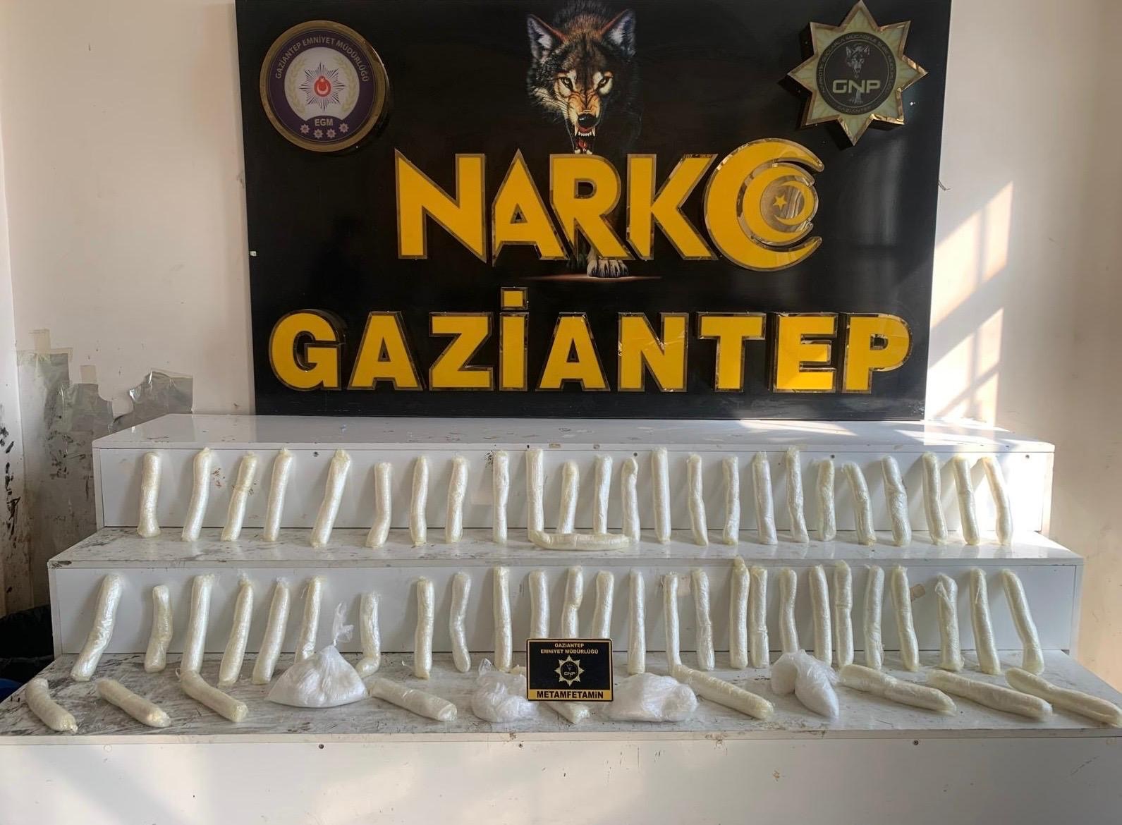 Gaziantep'te Nefes Kesen Operasyon: 10 Kilo Metamfetamin Tek Bidonda Saklanmış!