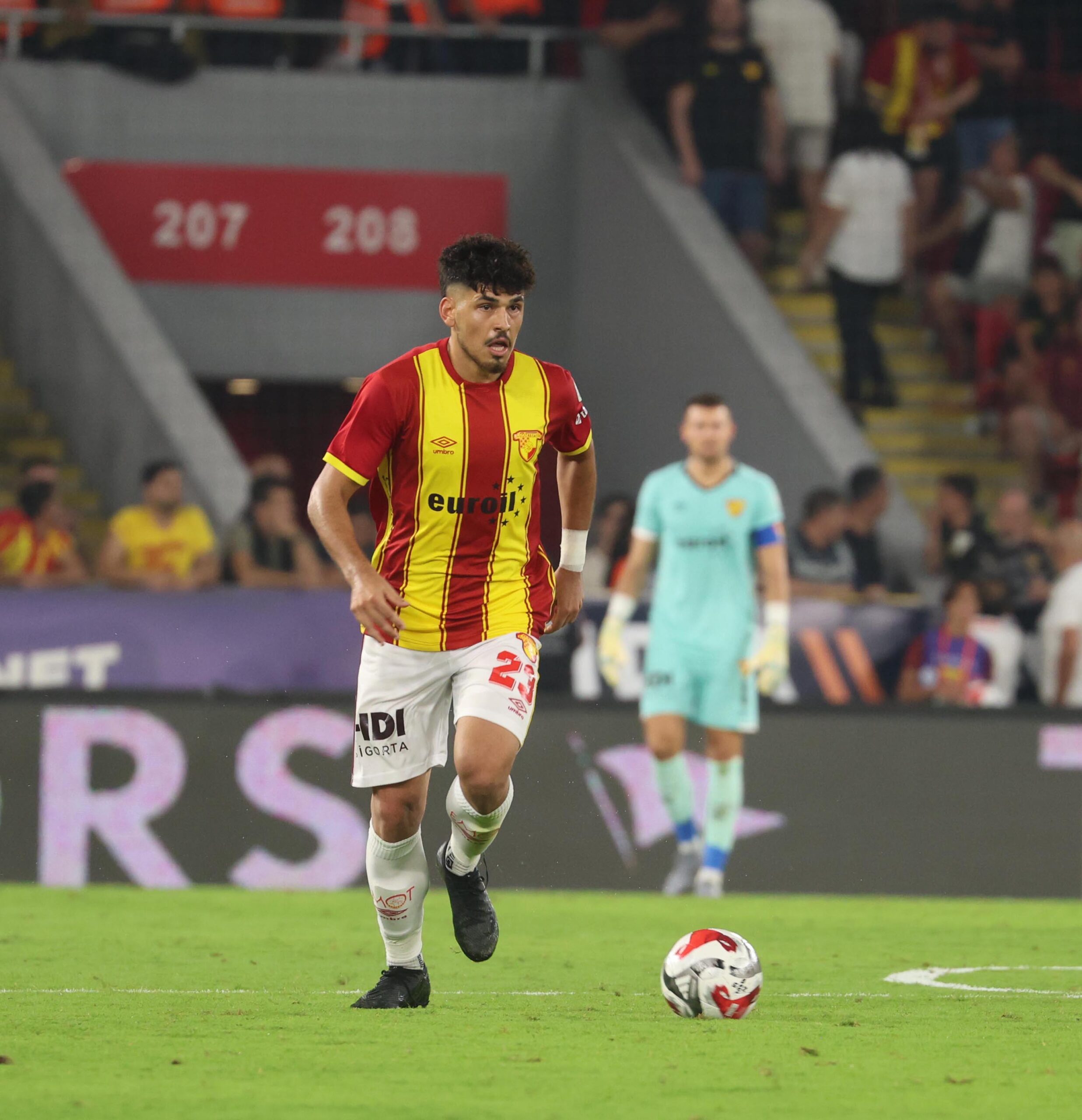 Göztepe'de Furkan Bayır Sezonu Kapatıyor: Ameliyat Kararı Alındı