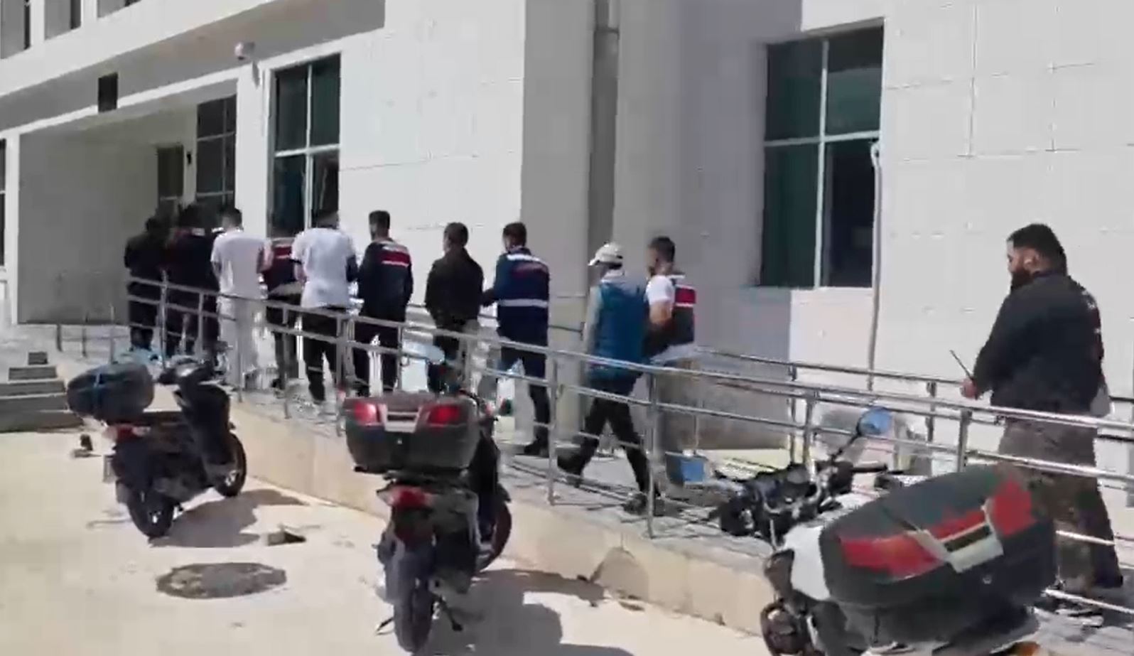 Sosyal Medyada Uyuşturucu Propagandasına Büyük Darbe: 16 Kişi Tutuklandı