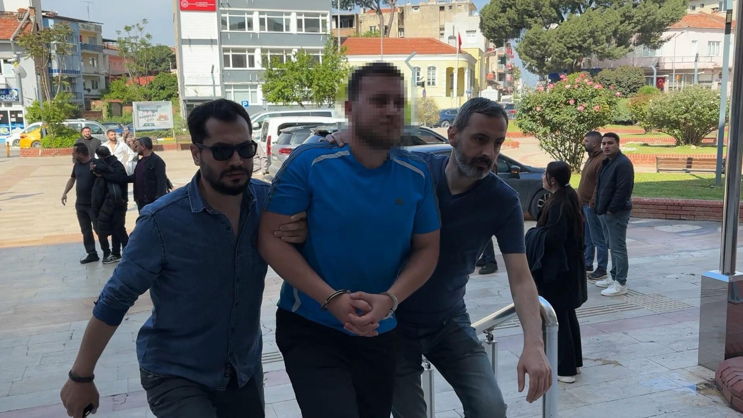 Aydın'da Nefes Kesen Operasyon: 92 Bin Sentetik Hap ve Uyuşturucu Üretim Malzemeleri Ele Geçirildi!