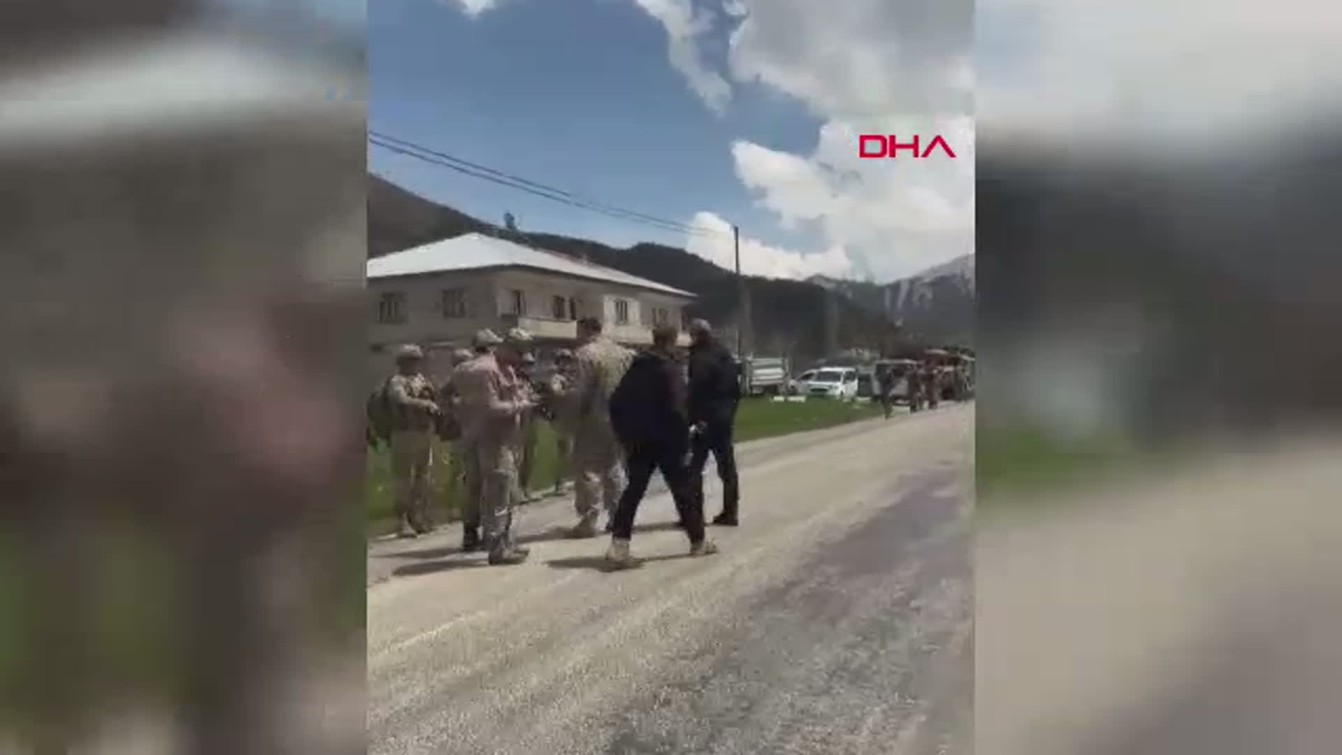 Hakkari'de Dikkatsizlik Sonucu Dereye Düşen 8 Yaşındaki Osman'dan Haber Yok: Umutlu Bekleyiş Sürüyor
