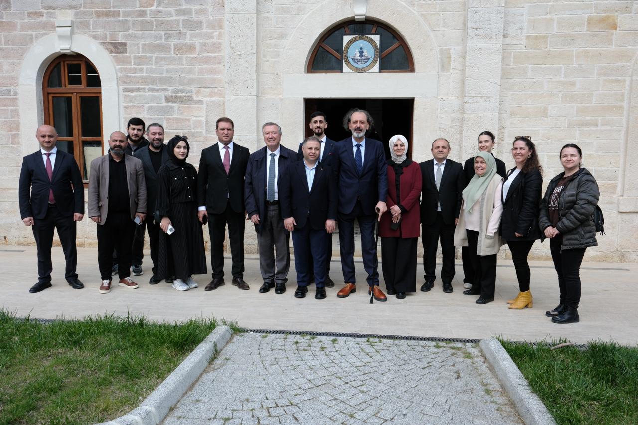 AK Parti Milletvekilleri Cuma Günleri İstanbul'da Vatandaşlarla Buluşuyor: "Her Mahallesiyle, Her Hikâyesiyle İstanbul"
