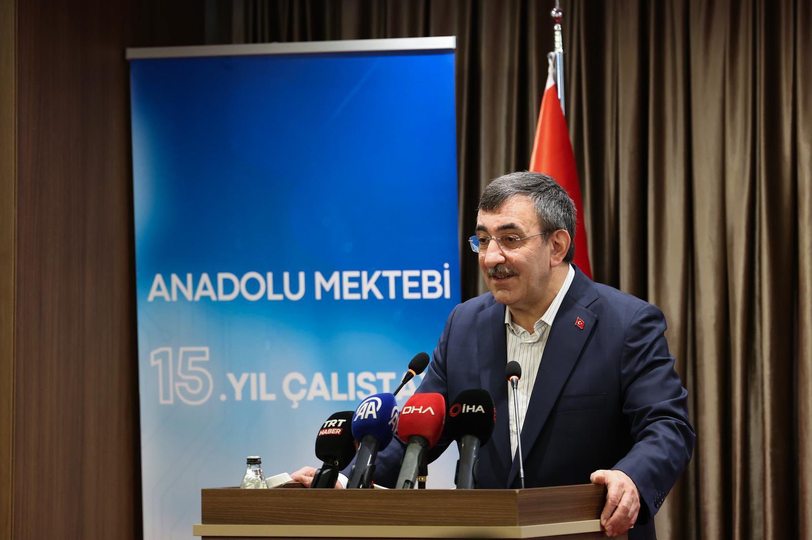 Cevdet Yılmaz: Bilim ve Teknoloji Ahlakla Bütünleşmeli, Gazze Mesajı Verdi