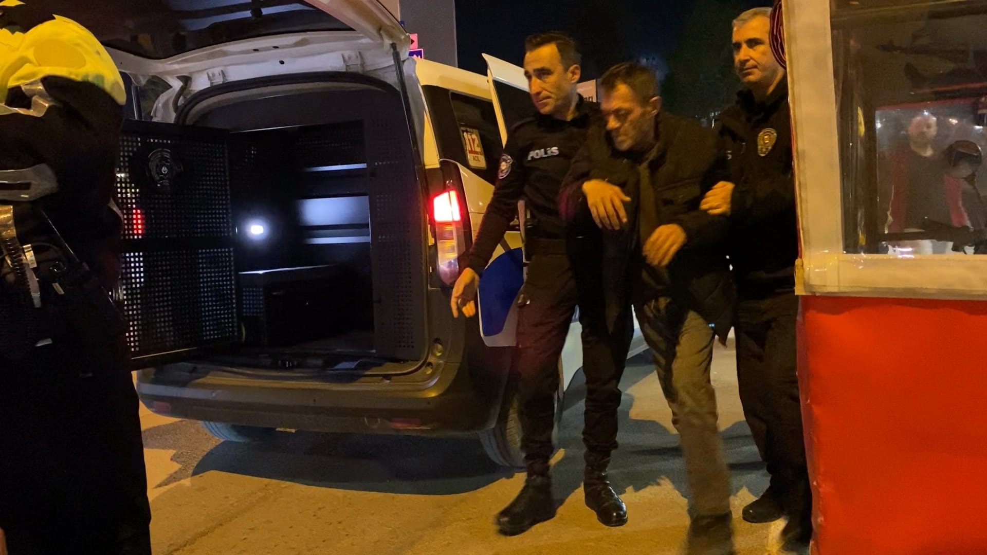 Galatasaray Galibiyeti Kutlamasında Alkol Faciası: 92 Bin 500 TL Ceza Kesildi