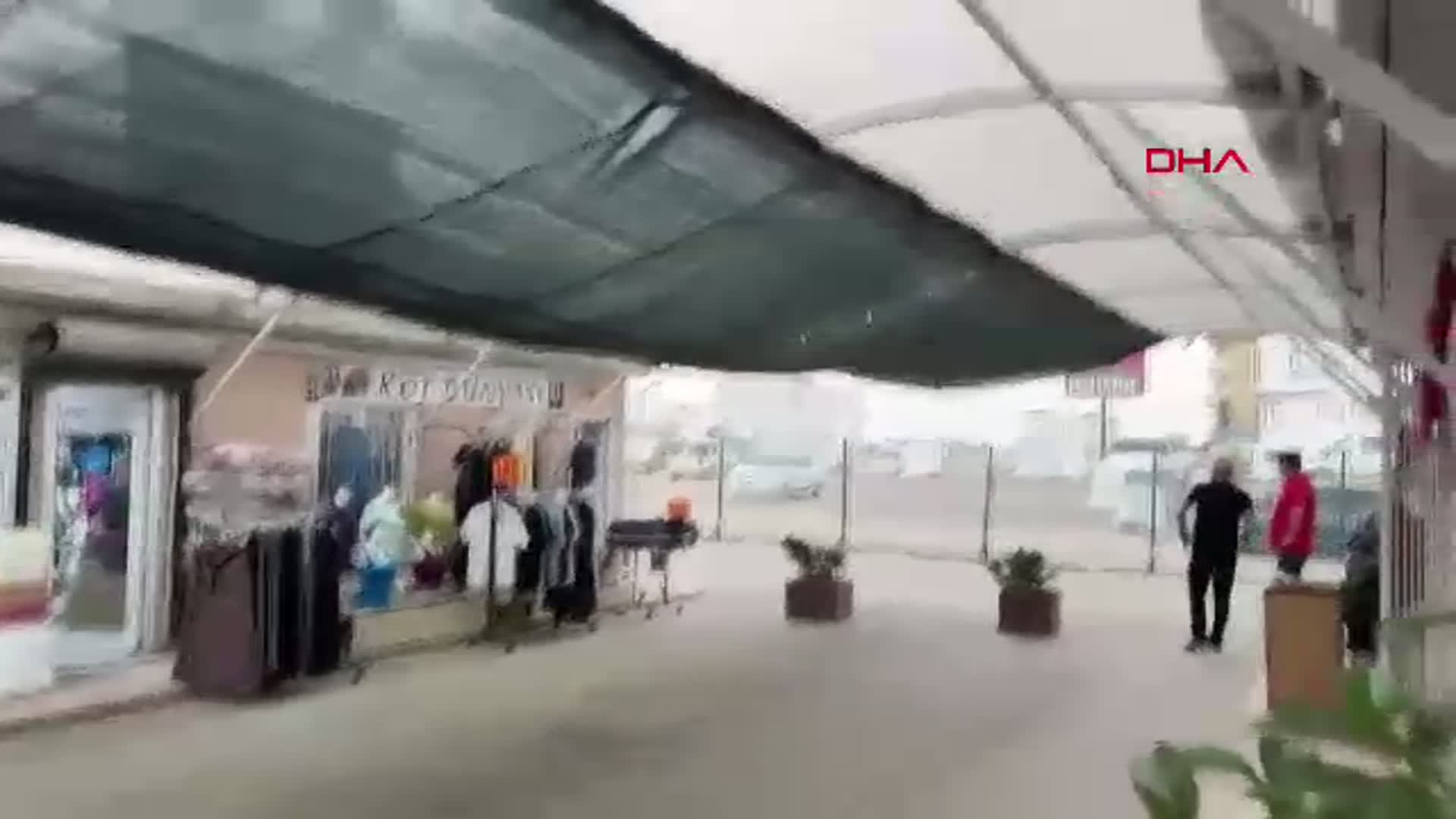 Hatay'da Eriklik Dolu Hayatı Felç Etti: Sarı Kod Uyarısı Boşa Çıkmadı