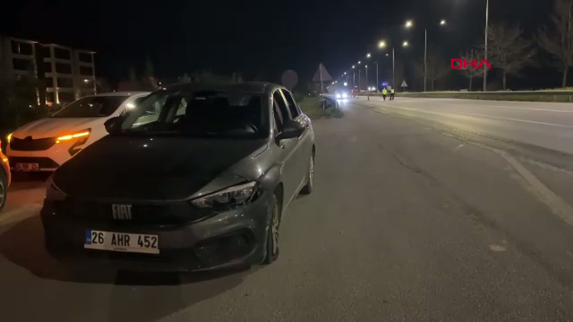 Eskişehir'de Polisten Nefes Kesen Operasyon: Uyuşturucu Getiren Otomobil Lastikleri Delinerek Durduruldu