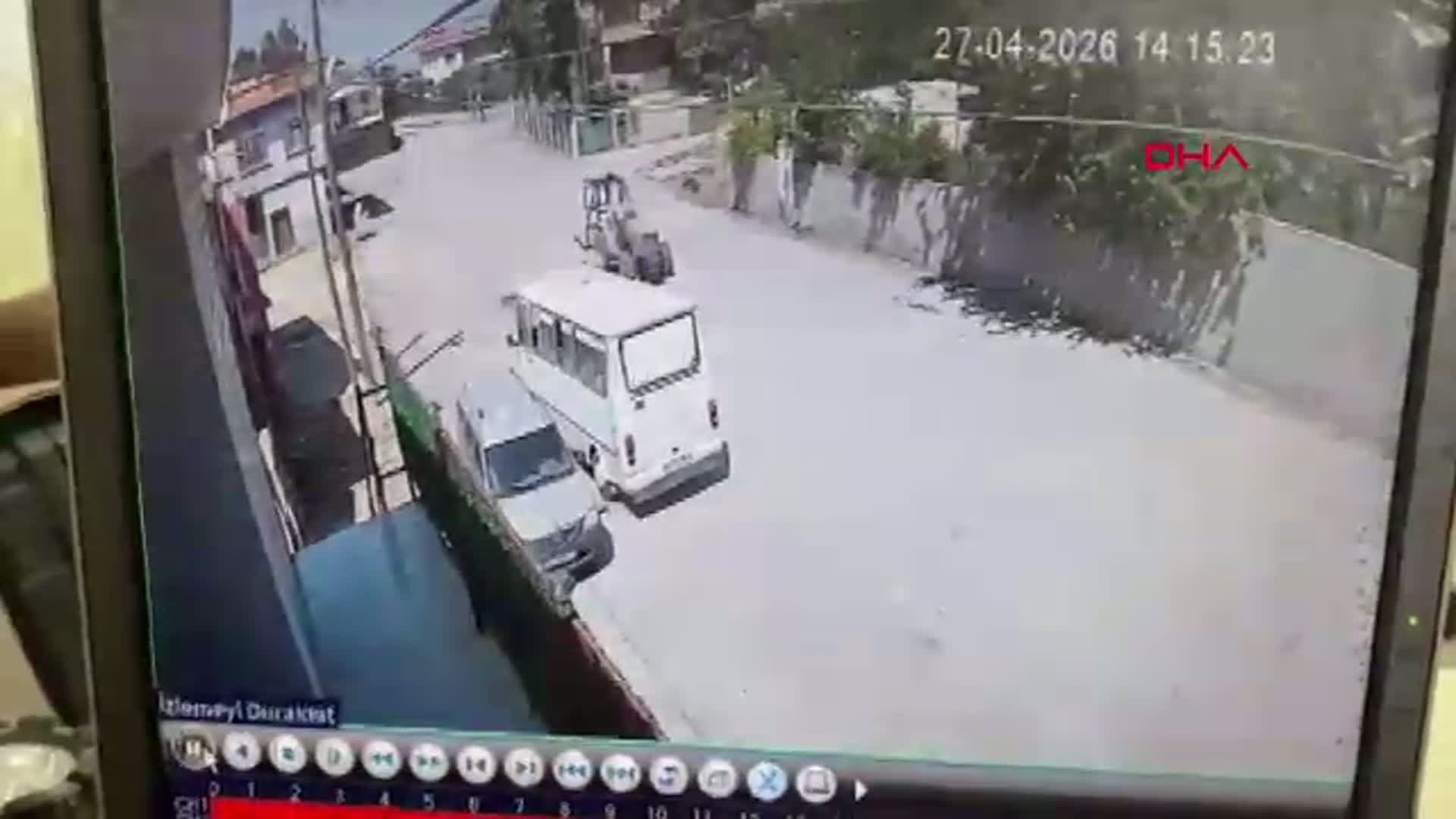 Mersin'de Akılalmaz Kaza: Park Etmek İsteyen Baba, Kendi Oğlunun Ölümüne Neden Oldu