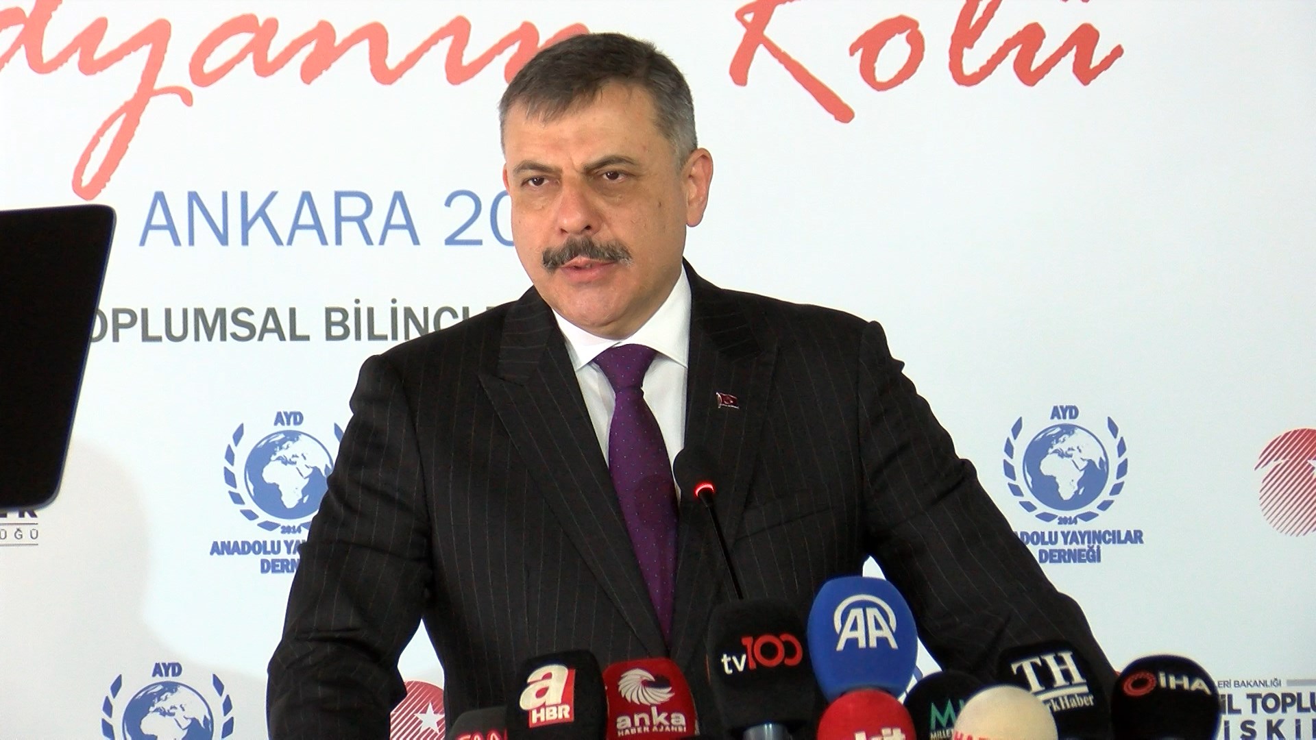Bakan Çiftçi'den Uyuşturucuyla Mücadelede Çarpıcı Veriler: Binlerce Operasyon, Tonlarca Madde Ele Geçirildi