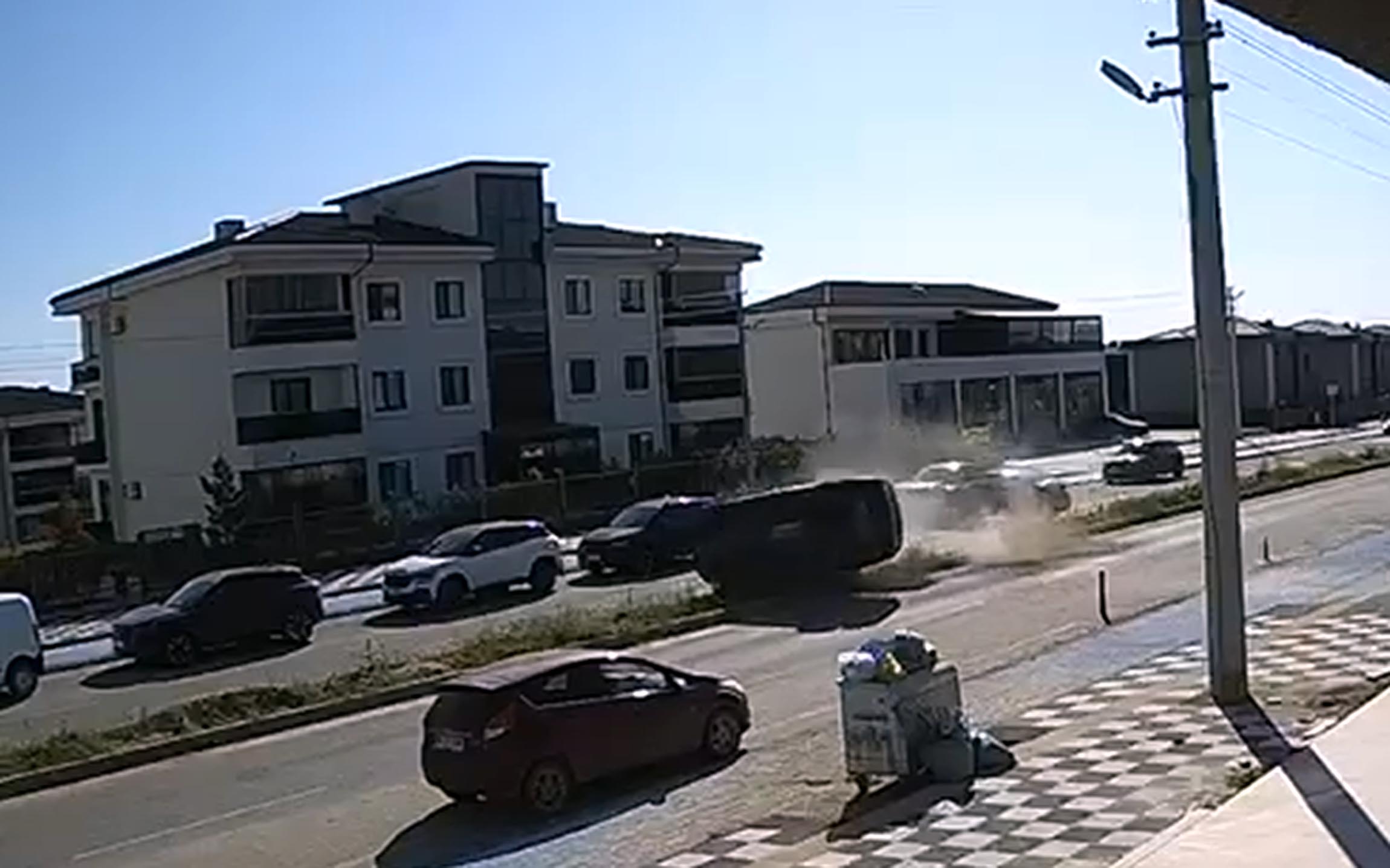 Çorlu'da Feci Kaza: Otomobil Taklalar Attı, 5 Yaralı
