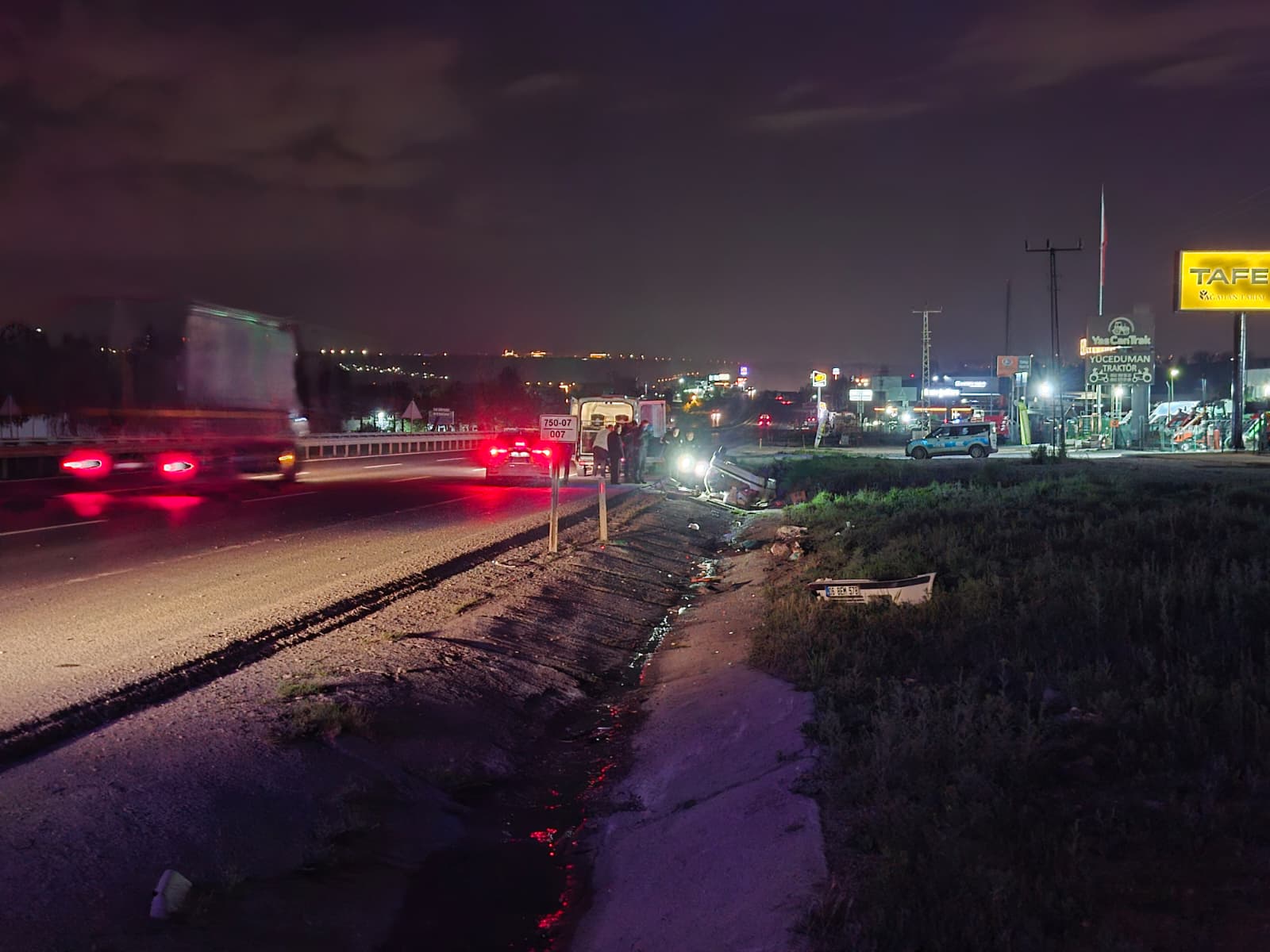 Ankara'da Trafik Kazası: Otomobil Takla Attı, 1 Kişi Hayatını Kaybetti, 2 Yaralı