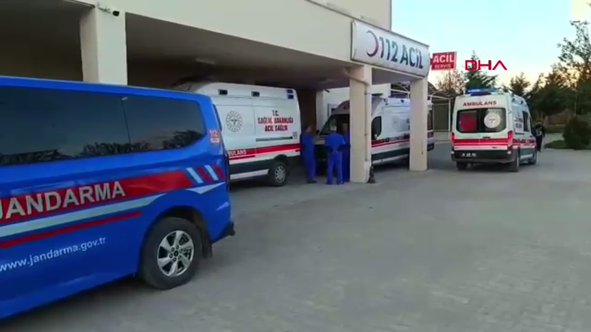 Adıyaman'da Kanlı Komşu Kavgası: 4 Yaralı, 1'i Ağır Durumda