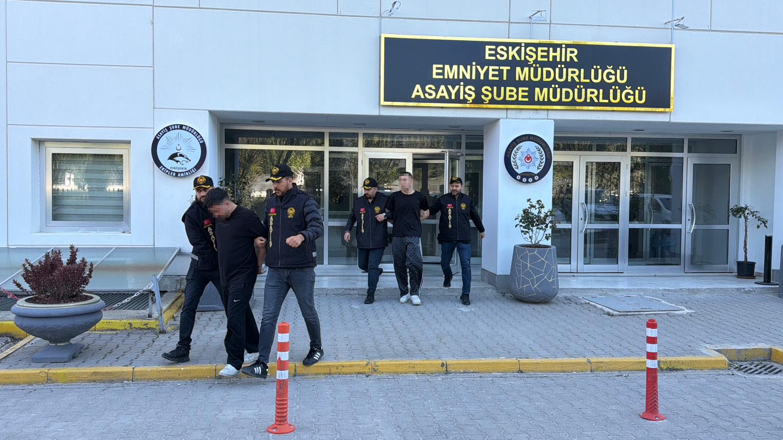 Eskişehir'de 'Yan Bakma' Cinayeti: 3 Gözaltı Adliyeye Sevk Edildi