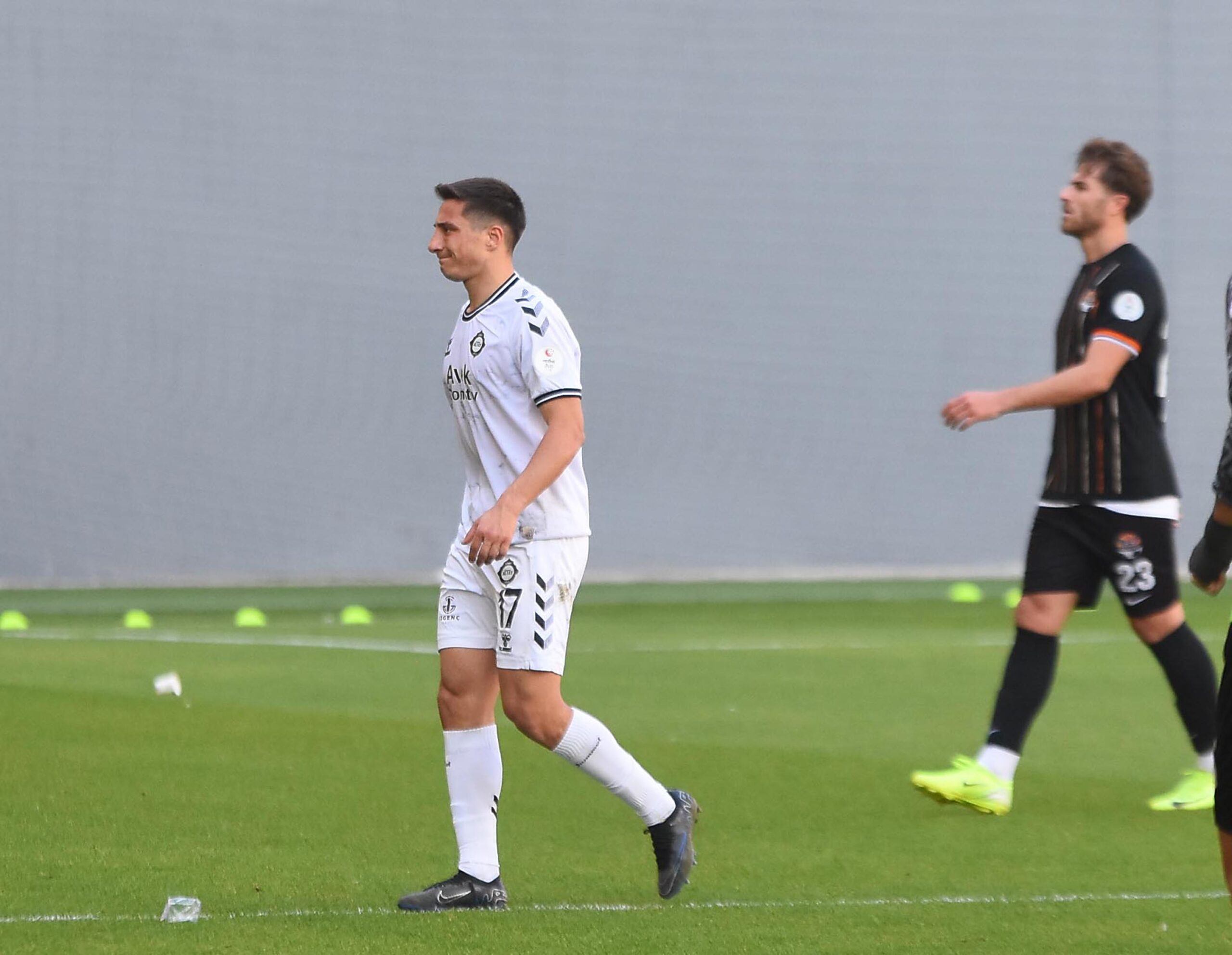 Altay'ı Ünal'dan Kötü Haber Sarsı: Sezonu Kapatan Golcü Sahalardan Uzak Kalacak