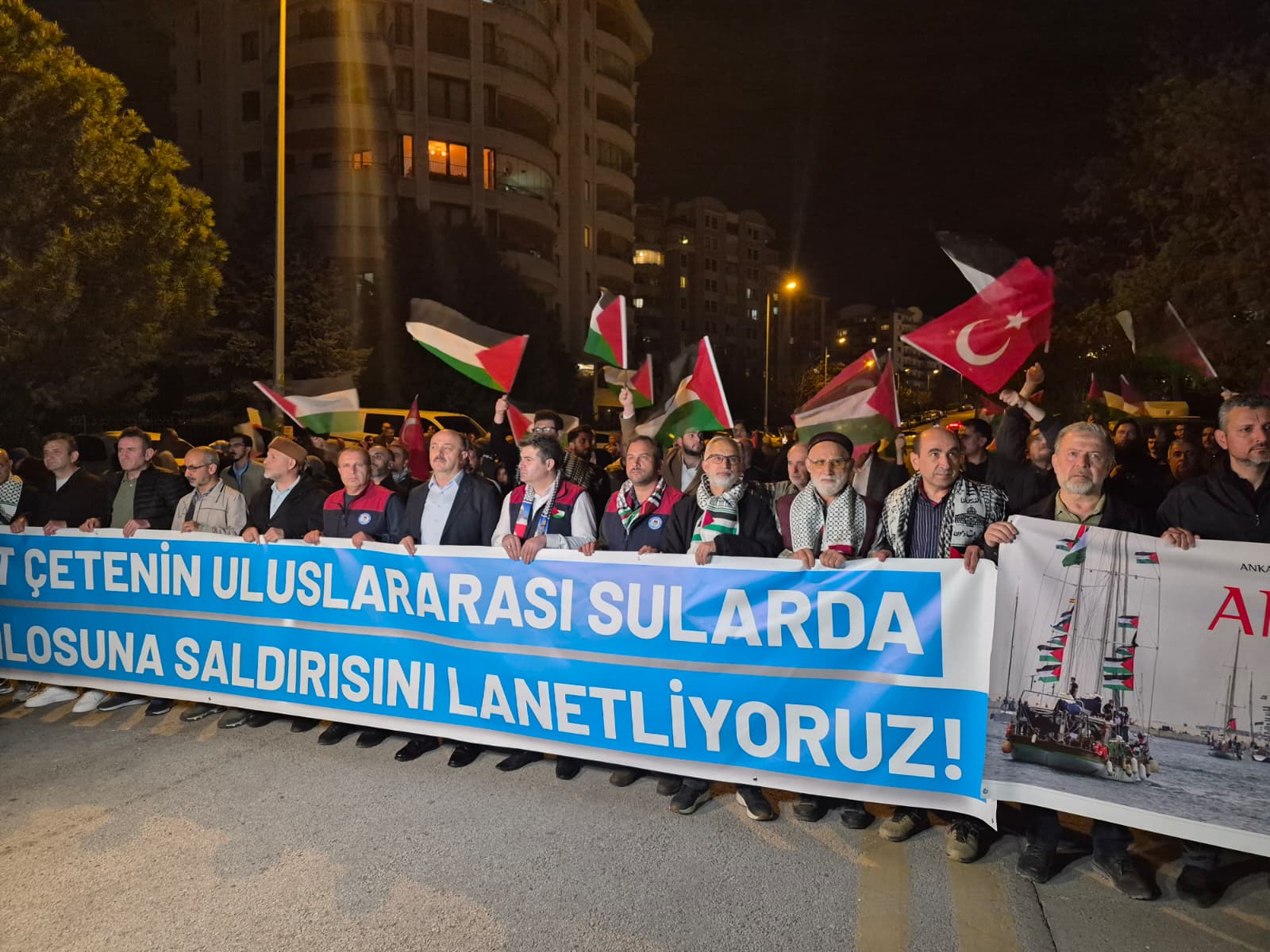 ABD Büyükelçiliği Önünde İsrail'in Filo Müdahalesi Kınandı: "Vicdana Yapılmış Bir Saldırıdır"