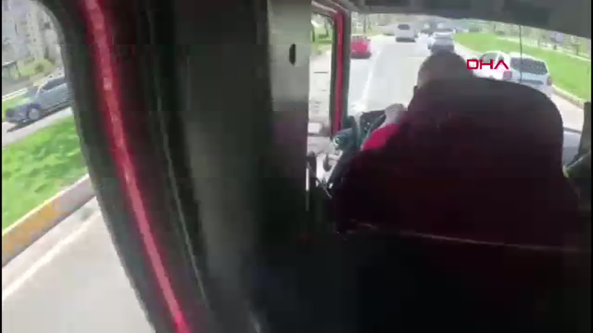 Diyarbakır'da İş Yeri Mutfağında Çıkan Yangın Kask Kamerasına Yansıdı