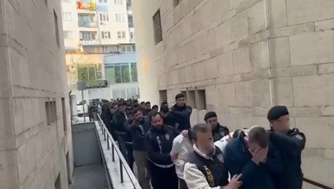 Bursa'da Nefes Kesen Operasyon: 3.8 Milyar TL'lik Yasa Dışı Bahis Çetesine Darbe!