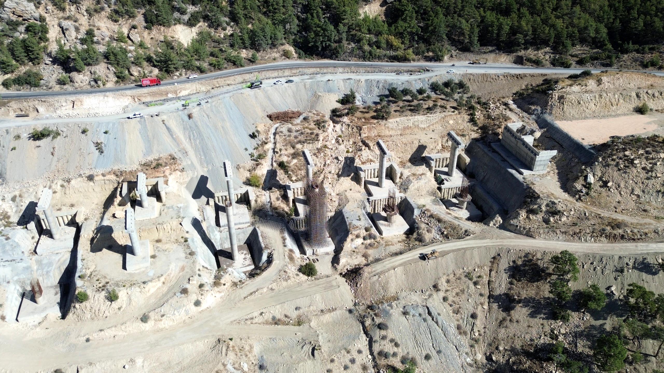 Silifke-Mut-Sertavul Yolu'nda Son Durum: Yüzde 49 Tamamlandı, 2030 Hedefi