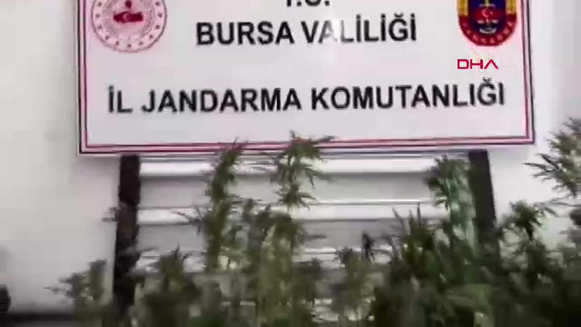 Bursa'da Nefes Kesen Uyuşturucu Operasyonu: 2 Kilo Esrar Ele Geçirildi, 1 Kişi Tutuklandı