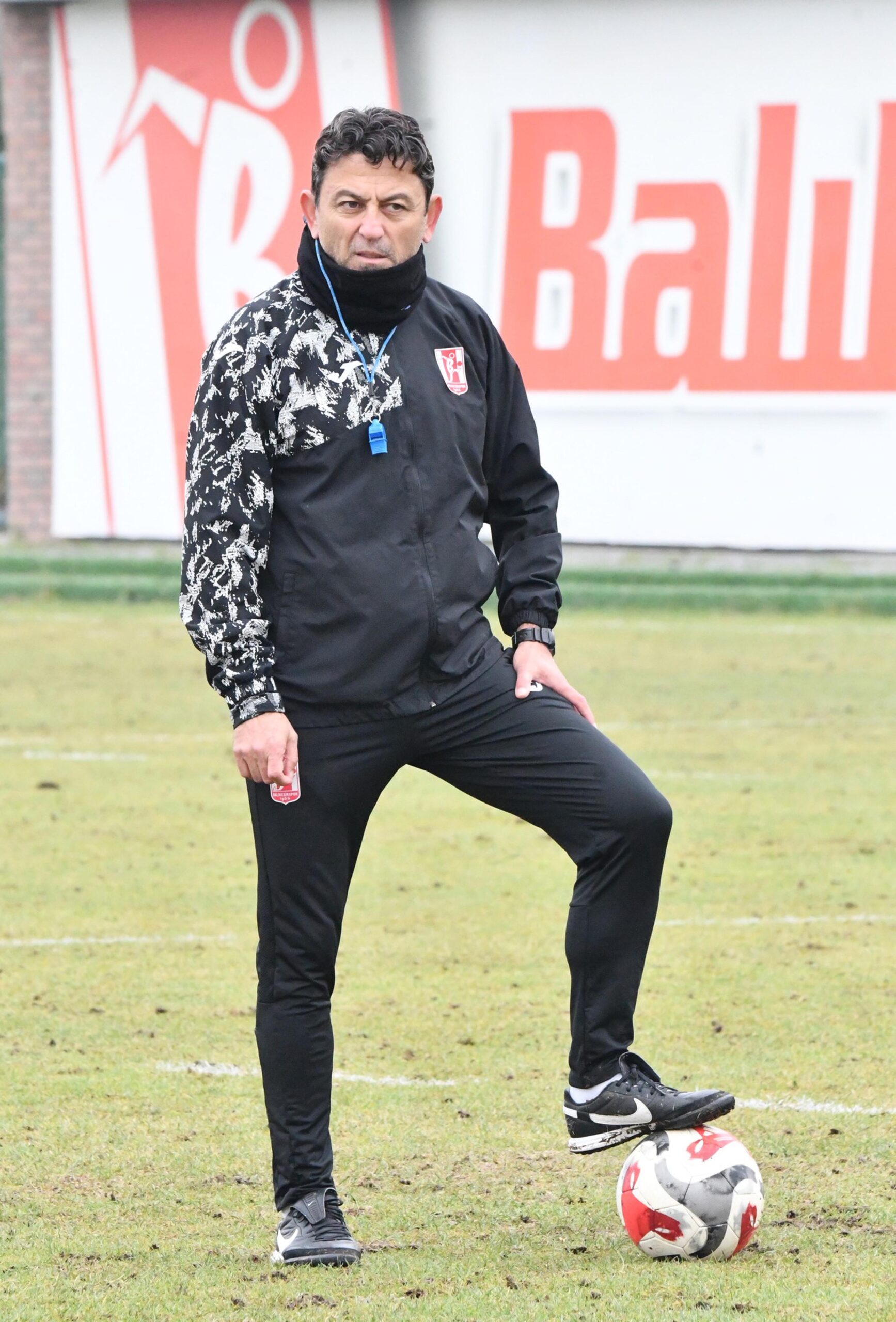 Balıkesirspor'da Teknik Direktör Zafer Uysal Dönemi Sona Erdi