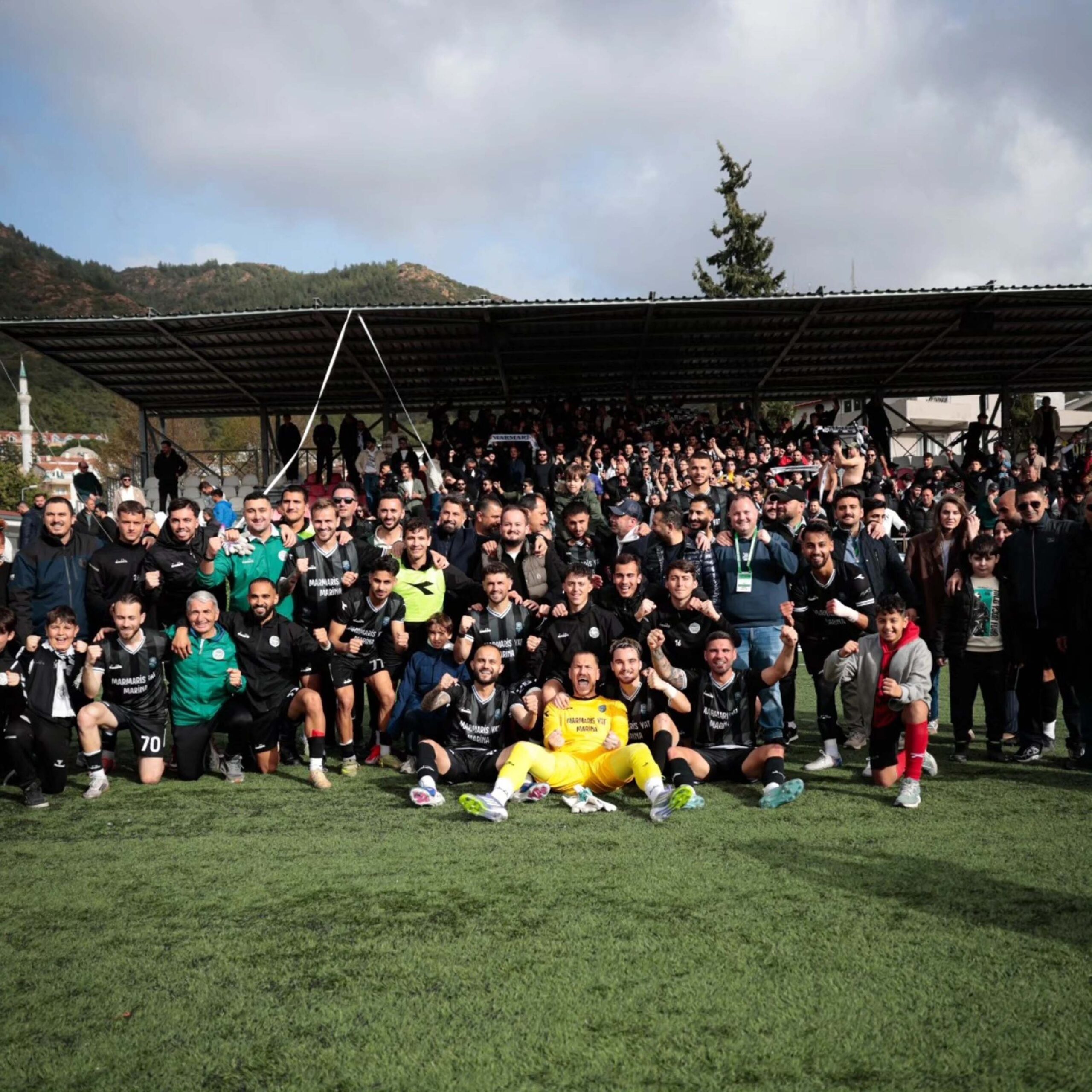 Marmaris FK Liderliği Kapıyor mu? Nefes Kesen Zirve Mücadelesi