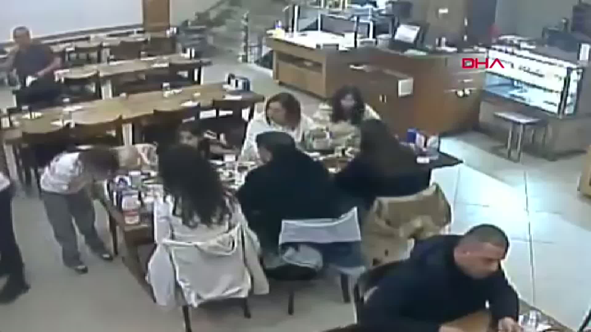 Cesur Restoran Çalışanından Kahramanlık: Heimlich Manevrası ile Çocuğu Kurtardı!
