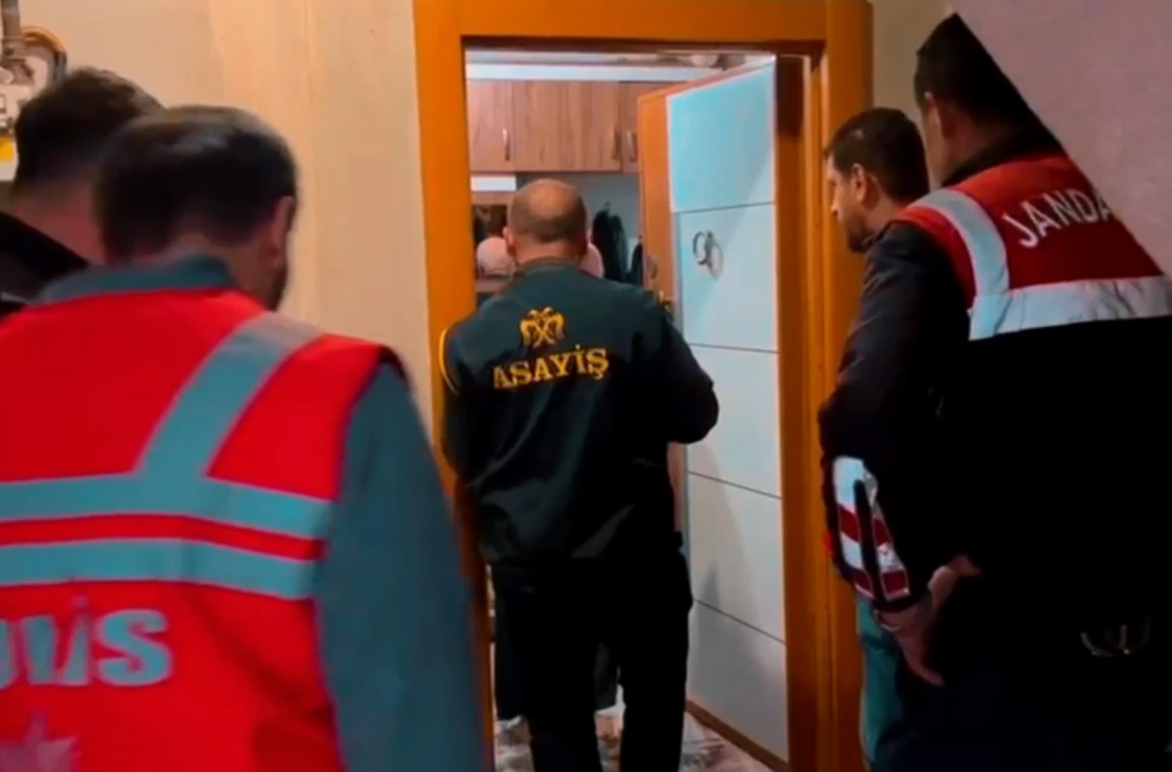Sanal Tuzağa Düşenlere Şantaj Yapan Çeteye Büyük Operasyon: 11 Tutuklama