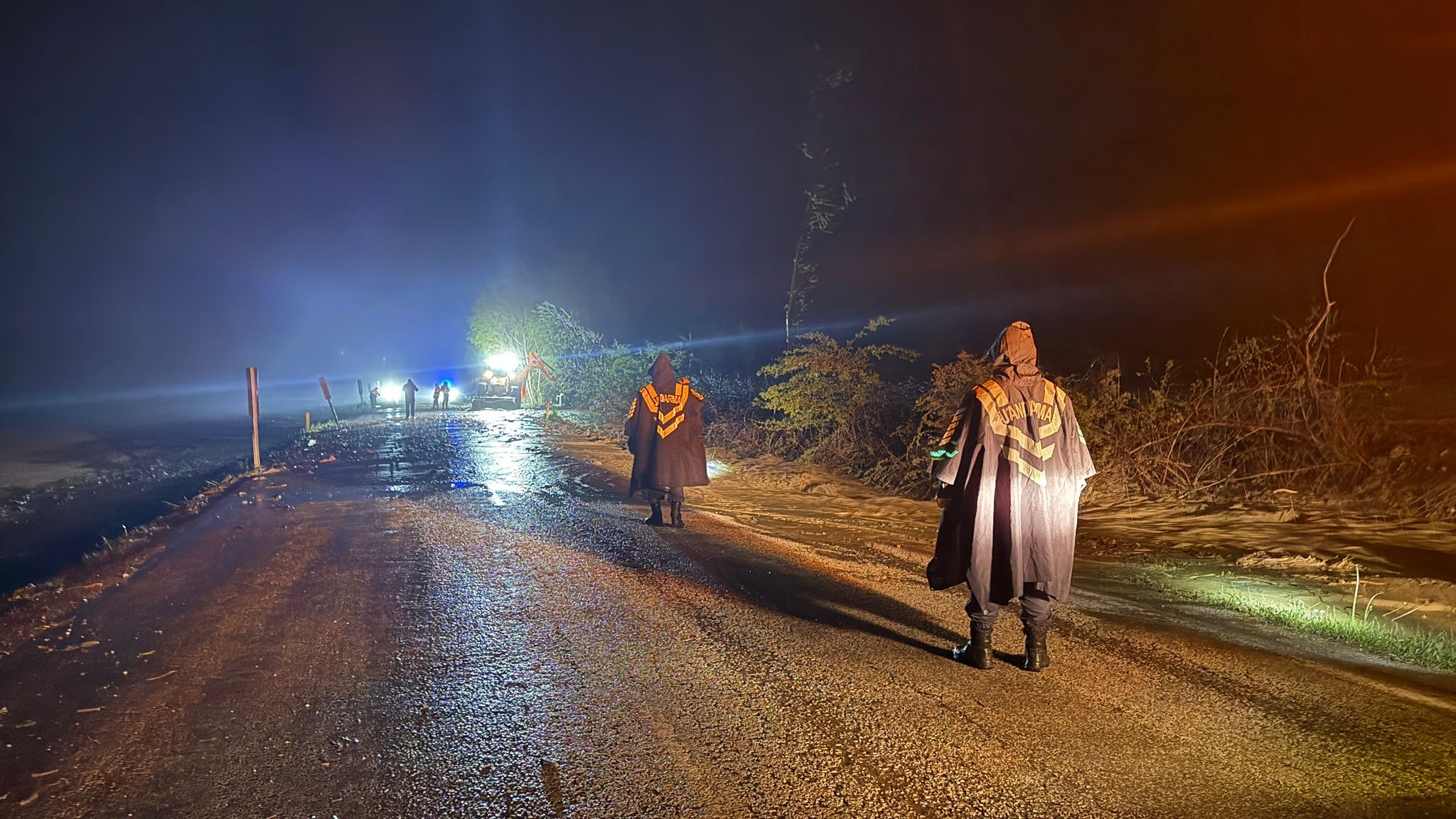 Tokat'ta Sağanak Ulaşıma Engel Oldu: Yollar Kapandı, Ekipler Seferber Oldu