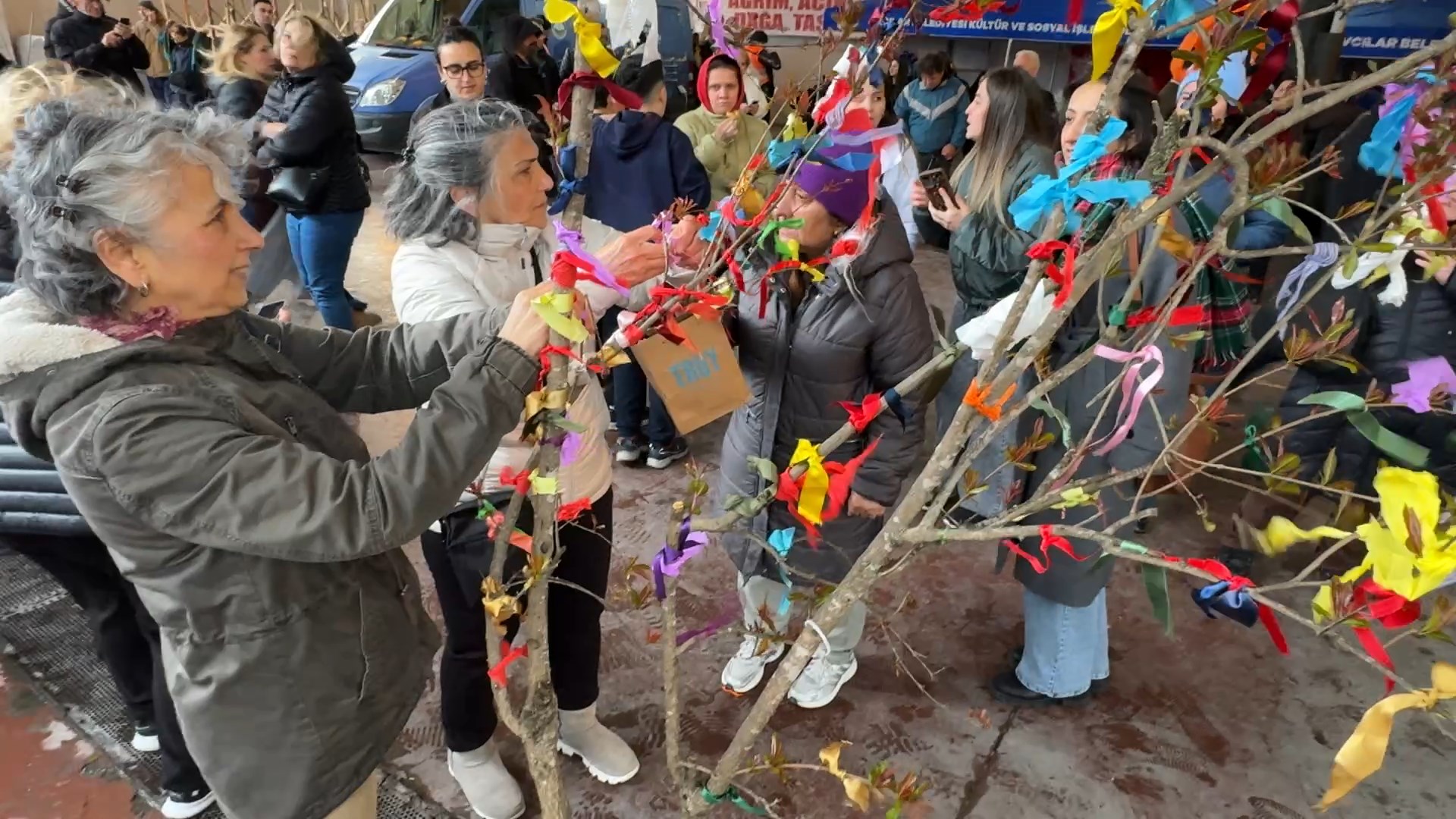 Avcılar'da Hıdırellez Coşkusu: Bahar Yeniden Canlandı