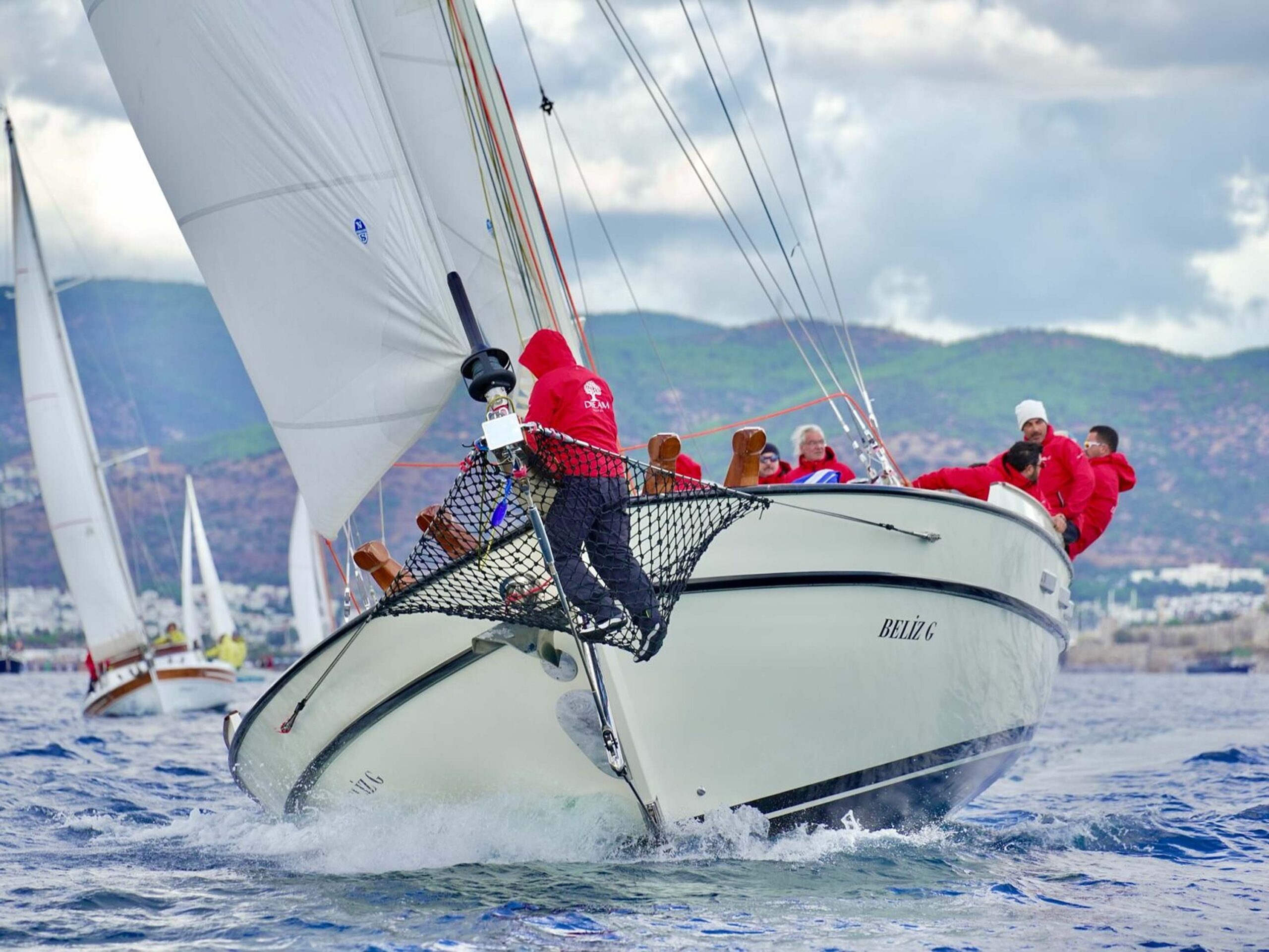 Bodrum'da Tırhandil Cup Kış Trofesi Sona Erdi: Deniz Kültürü Rüzgarla Buluştu