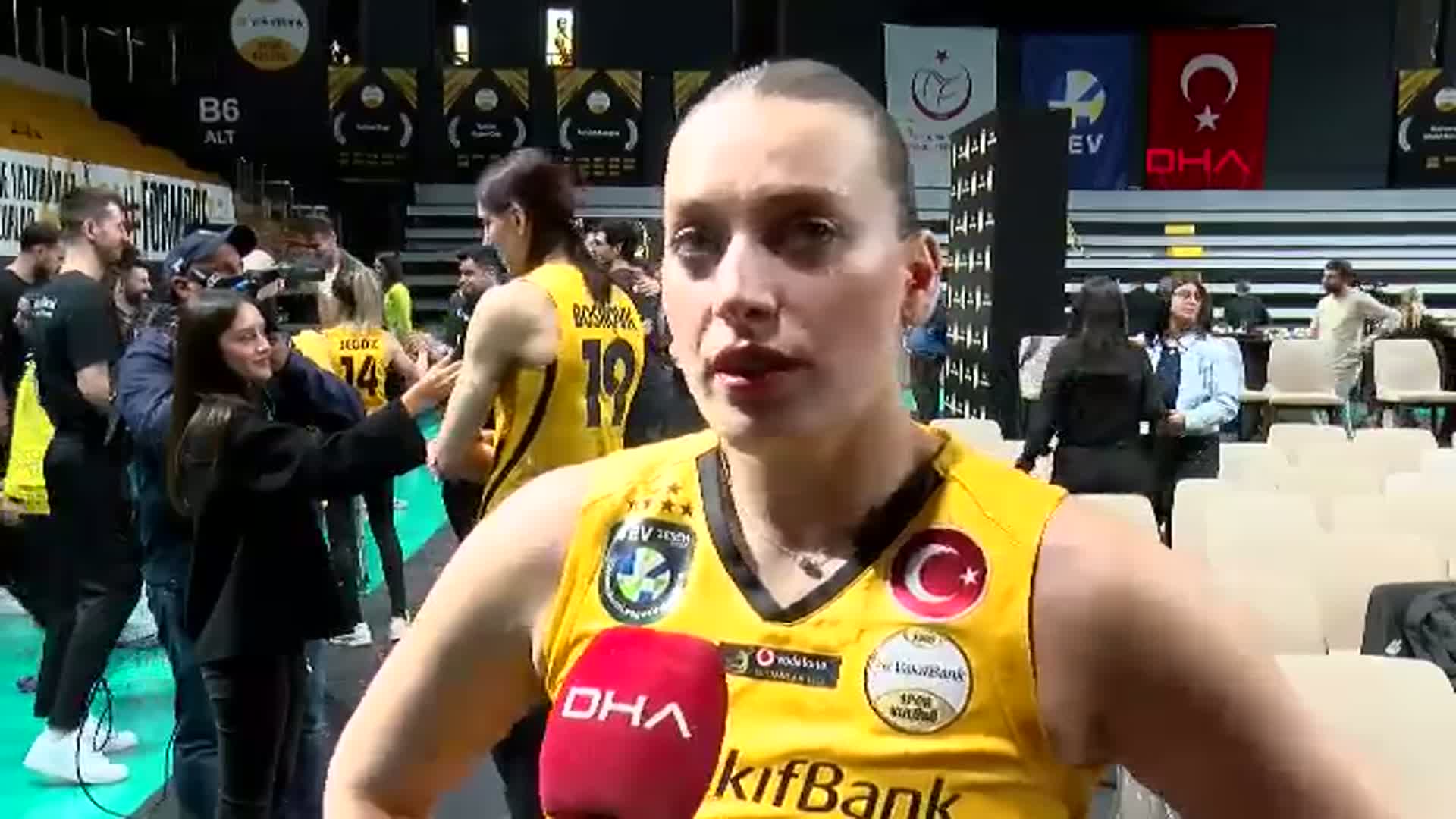 Cansu Özbay'dan Tarihi Zafer Açıklaması: "Bu Kupayı 7. Kez Kazanmak Çok Anlamlı!"