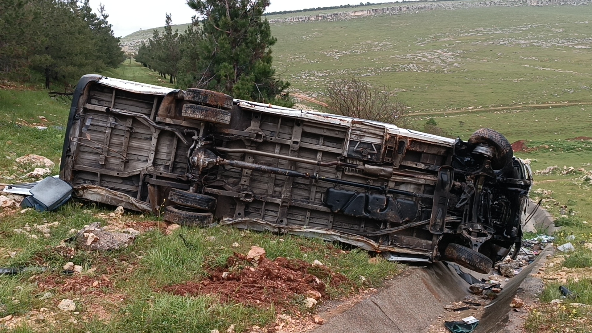 Gaziantep'te İşçi Servisi Şarampole Devrildi: 16 Yaralı