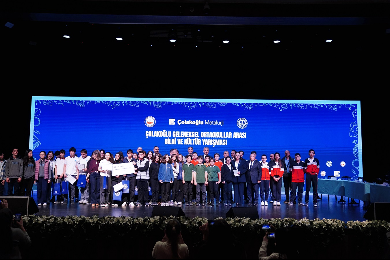 Çolakoğlu Metalurji'den Eğitime Dev Destek: Bilgi ve Kültür Yarışması'nda Heyecan Dorukta!