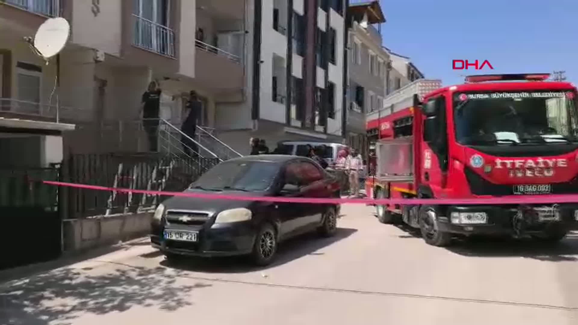 İnegöl'de Nefes Kesen Kurtarma Operasyonu: Otizmli Çocuk ve Annesi Evden Kurtarıldı