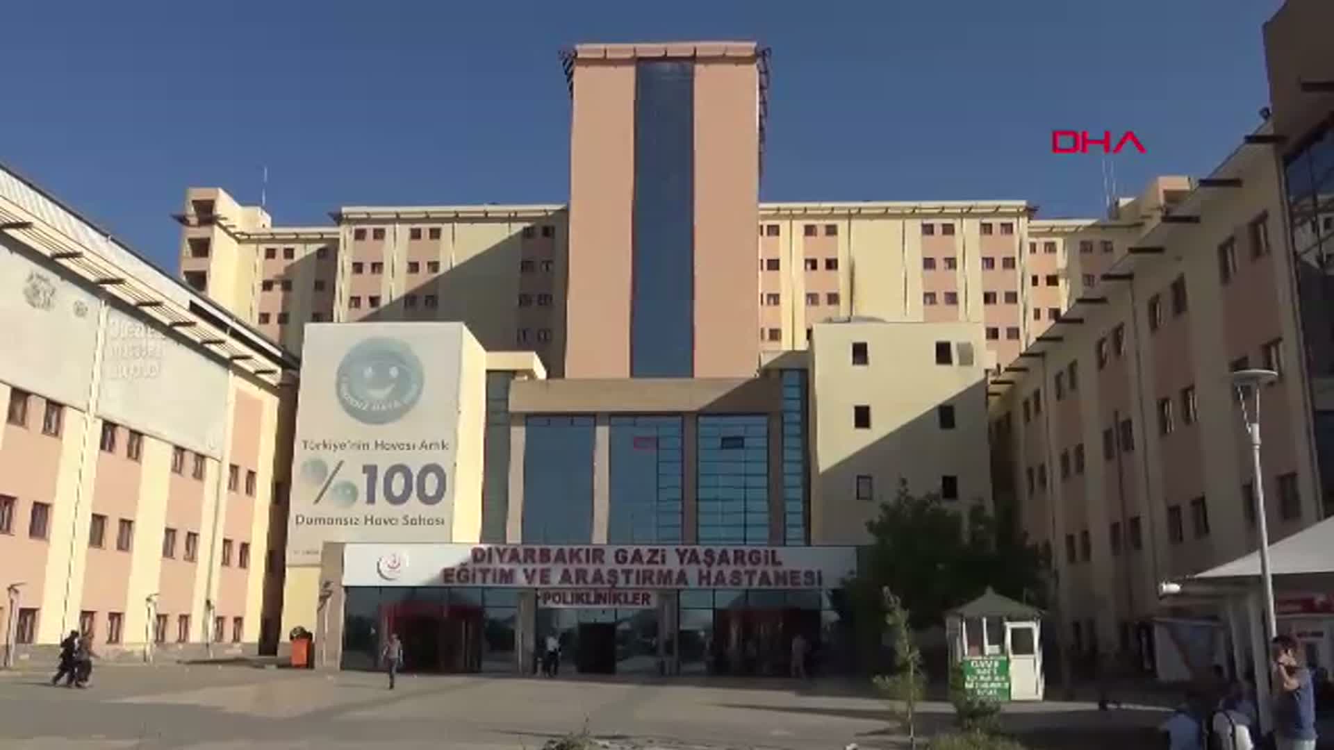 Diyarbakır'da Sahte Reçete ve Eczane Yönlendirme Skandalı: Sanıklar Suçlamaları Reddetti
