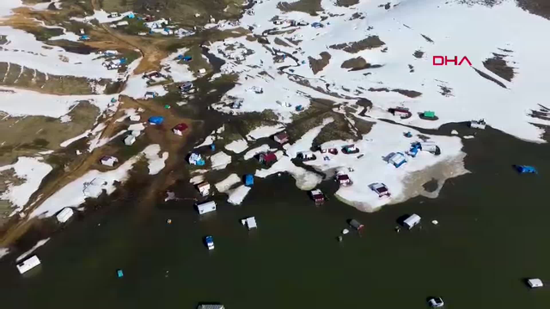 Erciyes'te Kar Bereketi: Tekir Gölü Taştı, Kamp Alanları Sular Altında Kaldı