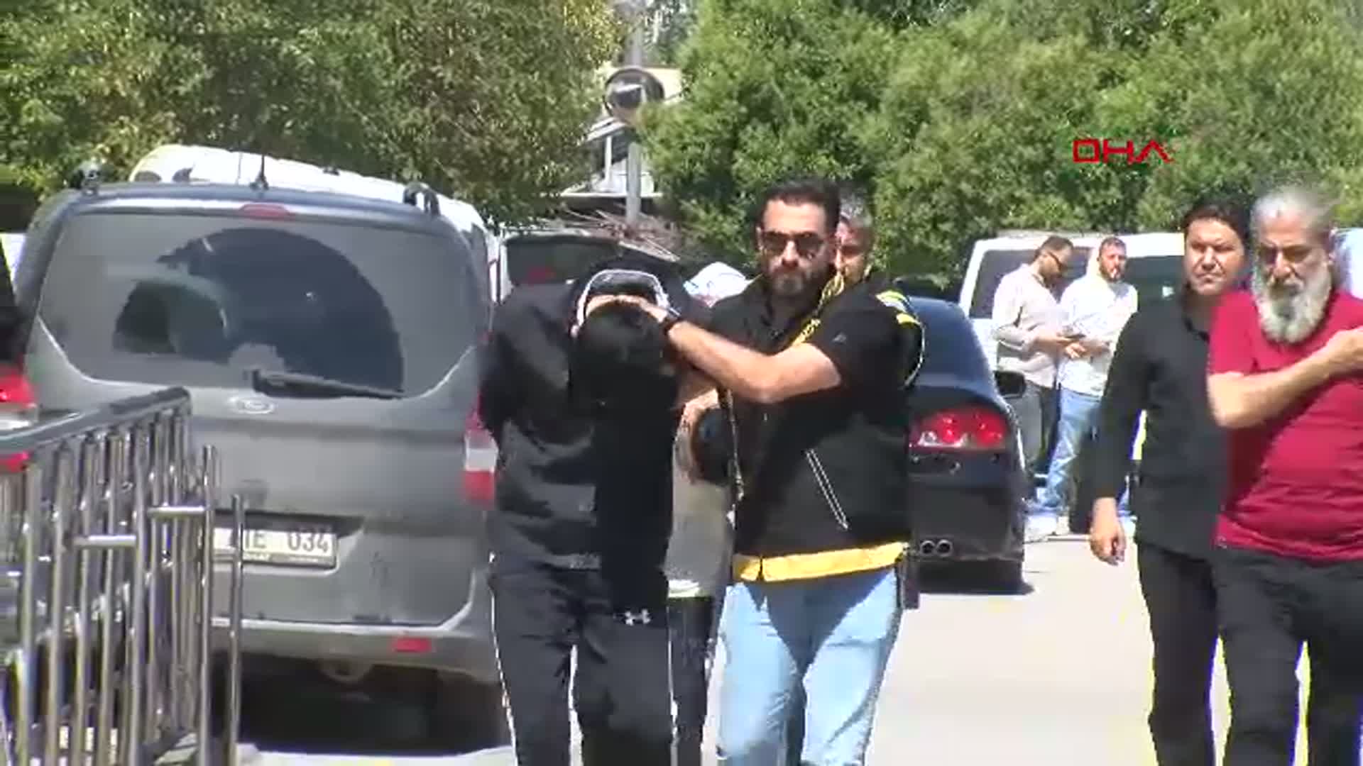 Adana'da Ağır Yaralama: 500 Saatlik Kamera Kaydı Zanlıları Ele Verdi