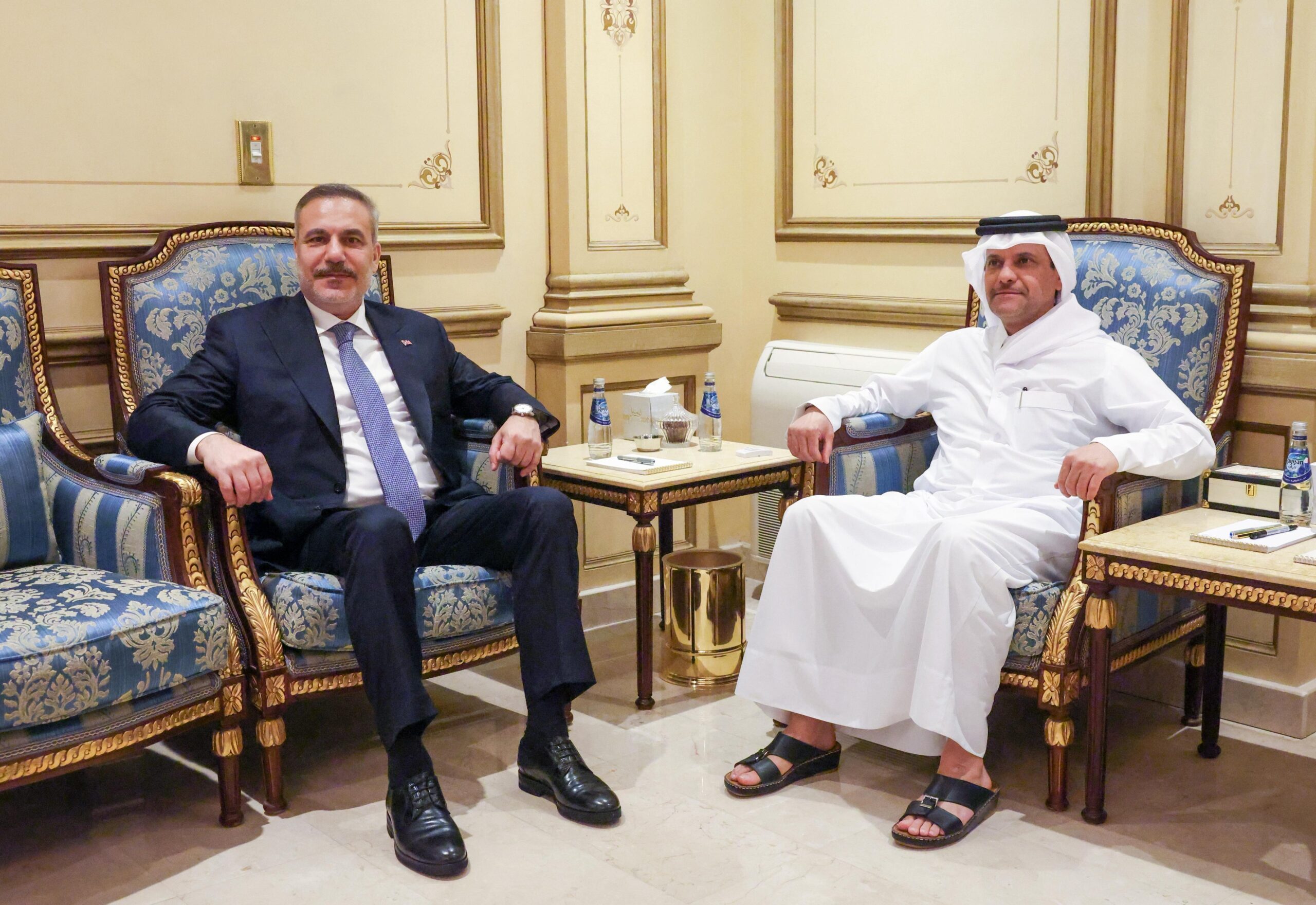 Bakan Fidan ve Katar Savunma Bakanı Doha'da Bir Araya Geldi