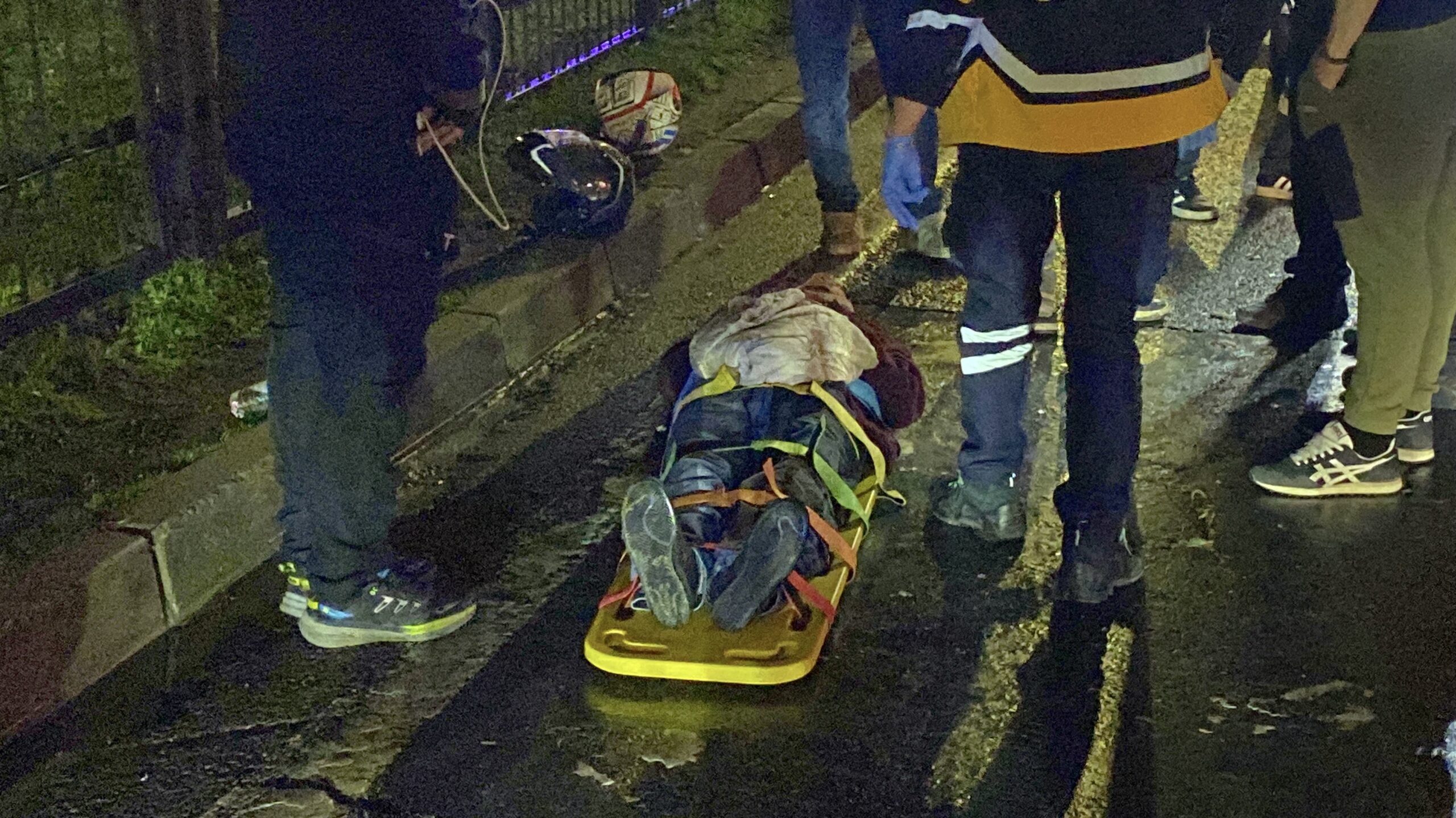 Samsun'da Yağmur Kazası: Motosiklet Devrildi, 2 Yaralı