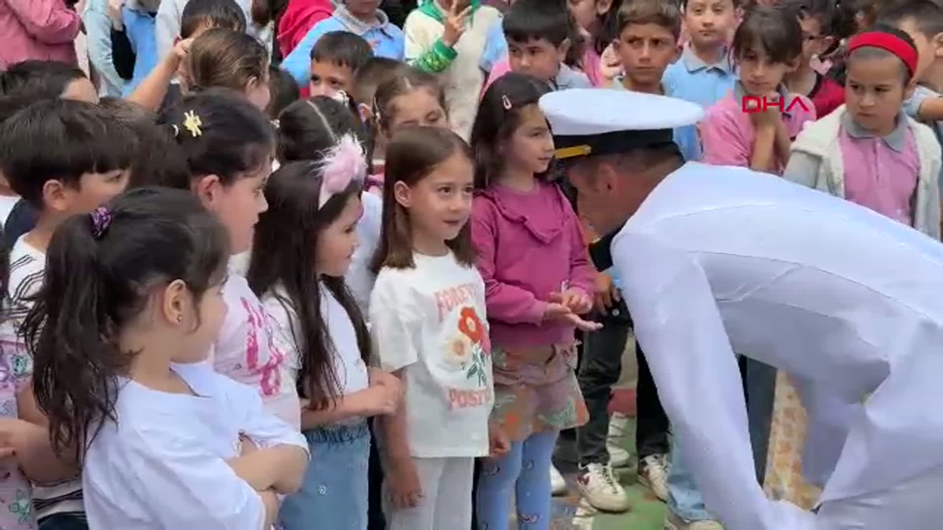 Minik Kalplerden Kahraman Mehmetçiklere Sımsıcak Mektuplar: Muğla'da Duygusal Proje
