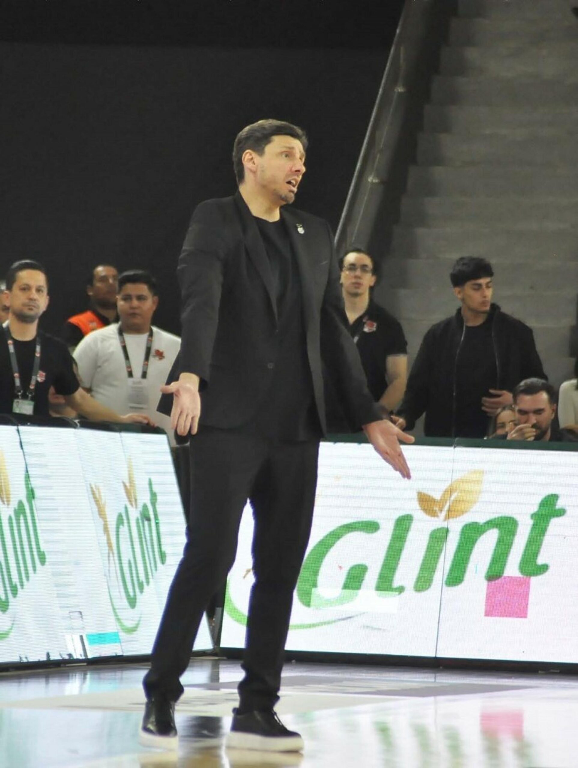 Manisa Basket'te Sezon Değerlendirmesi: Serhan Kavut'tan Başarı Dolu Mesajlar ve Avrupa Hedefi