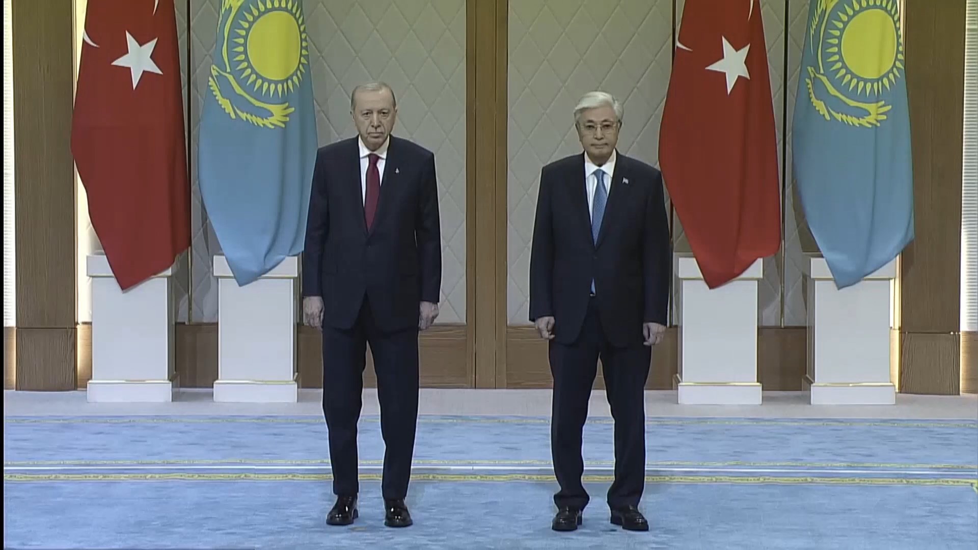 Erdoğan Kazakistan'da Resmi Törenle Karşılandı: Stratejik İşbirliği Masada